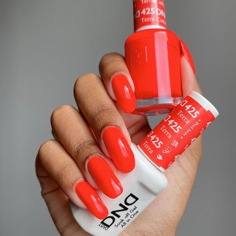TERRA COTTA #425 – DND Gel Polish Duo | Warm Earthy Orange + Matching Lacquer