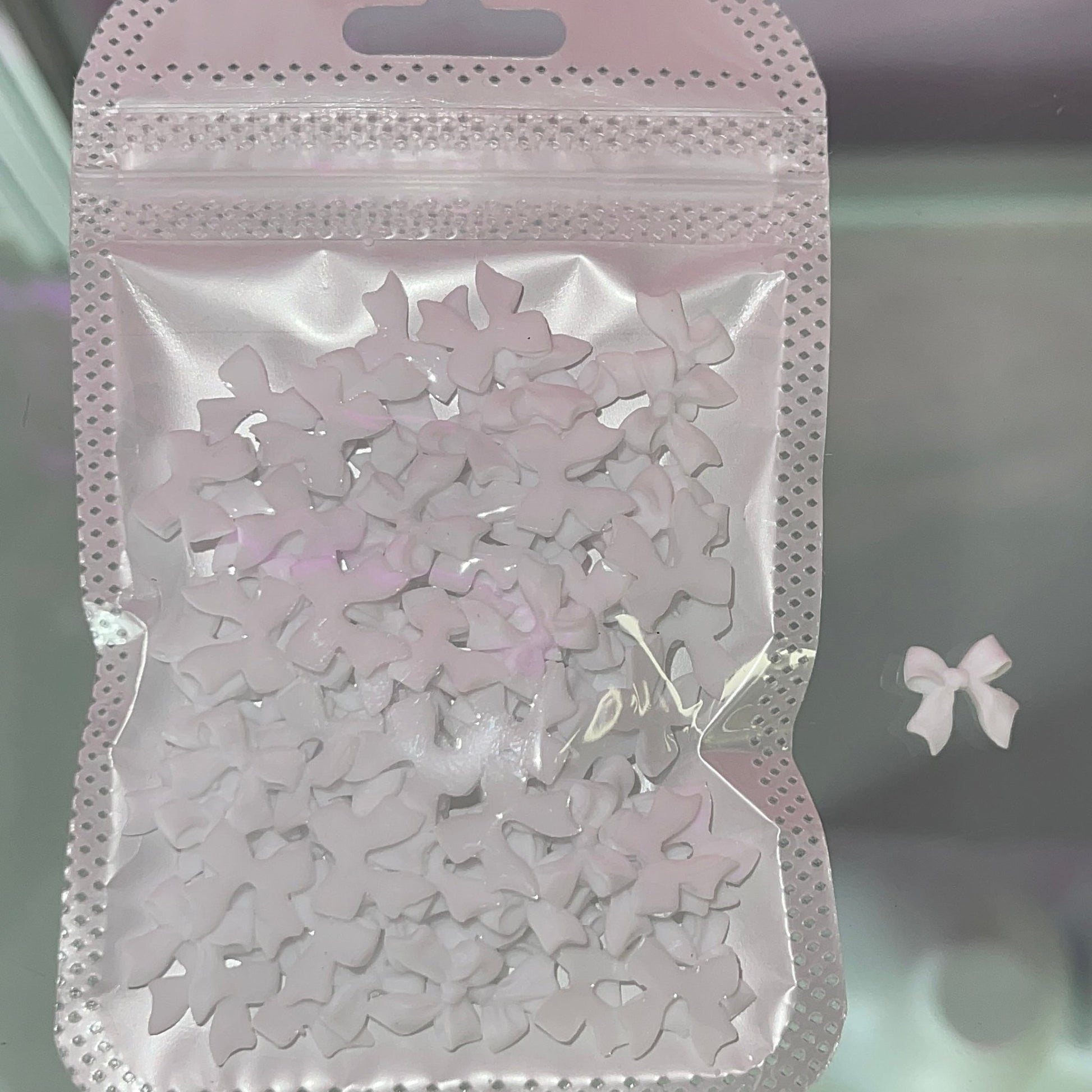 100 PC BOW CHARMS | WHITE 01 - JTessentials