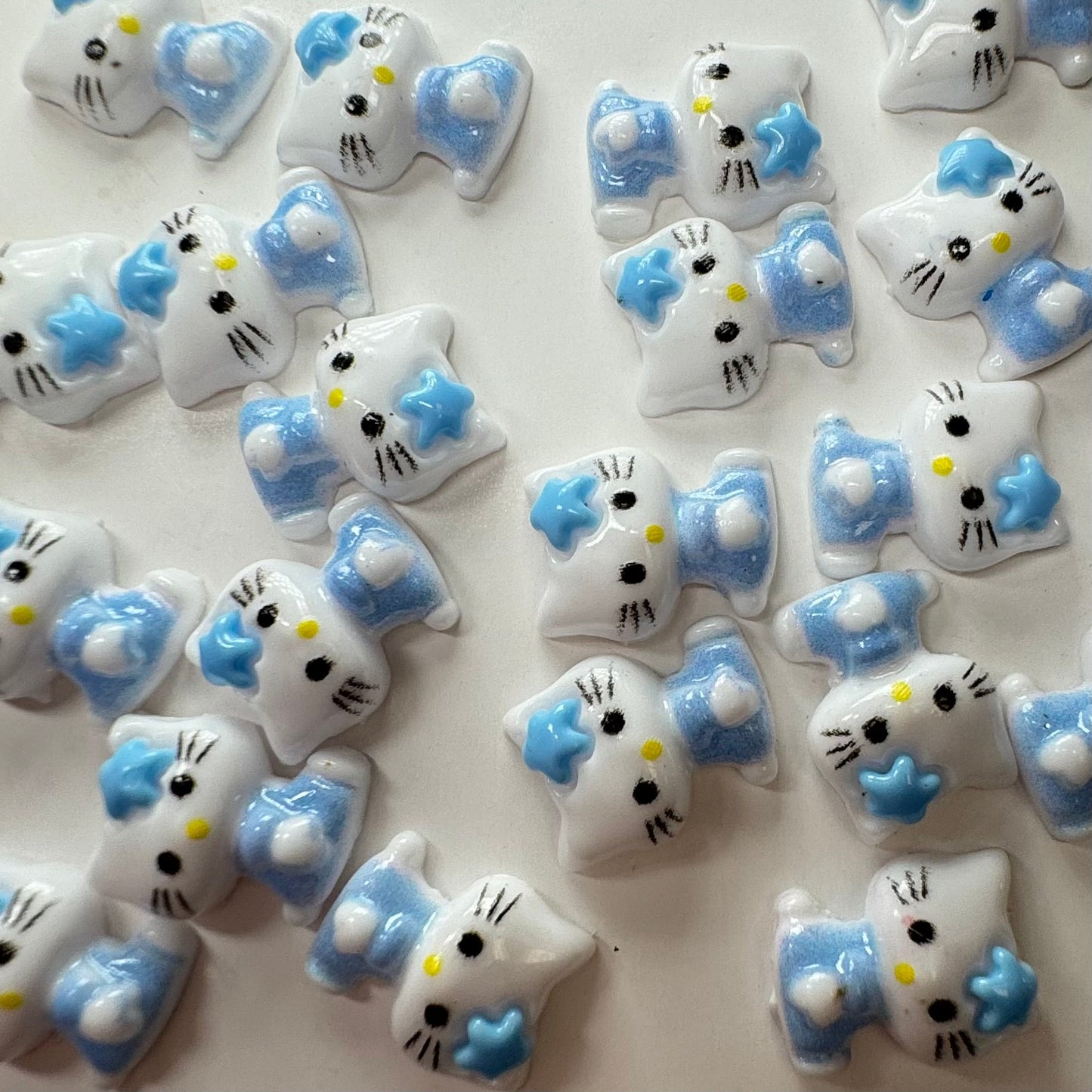 20 PCs Hell0Kitty Nail Charms - 01 Charm - JTessentials