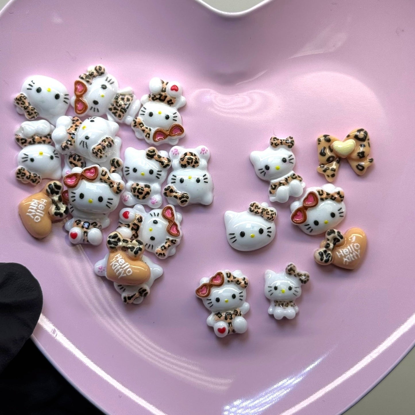 20 - Piece Leopard Hello Kitty Nail Charms Mix - Trendy & Fun Nail Art Decorations - JTessentials