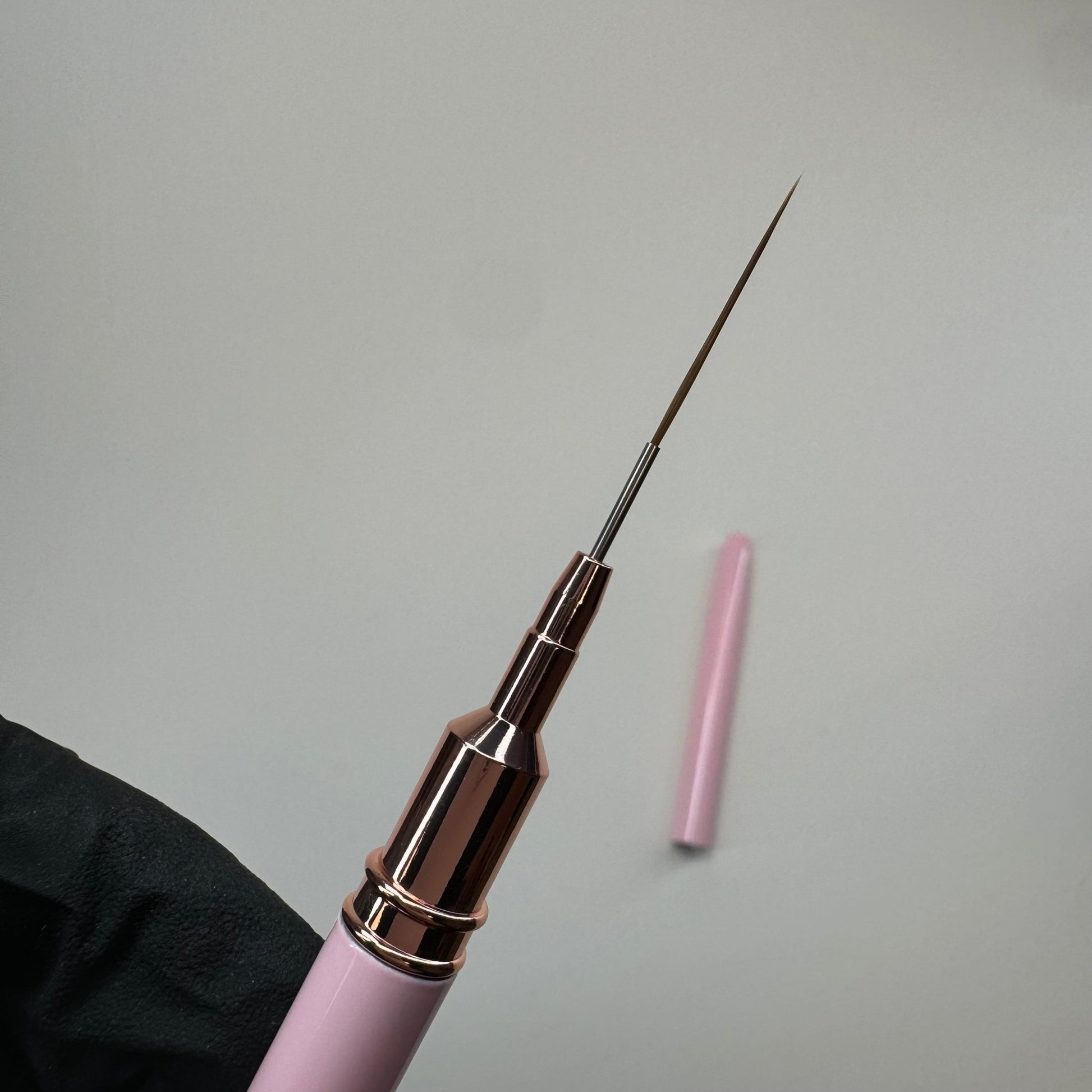 20mm Pink Detail Liner Nail Art Brush - with Protective Cap - JTessentials