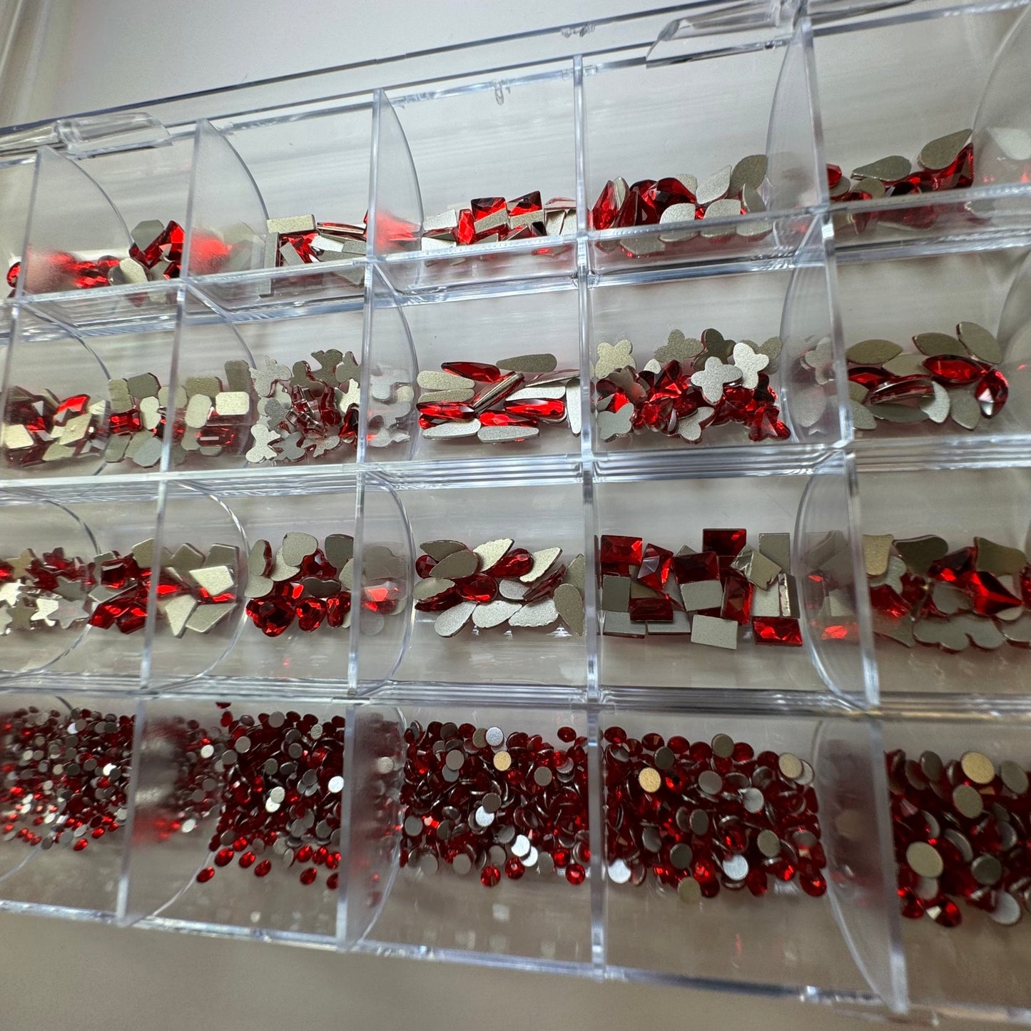 24 grit - Red high quality rhinestone box - JTessentials