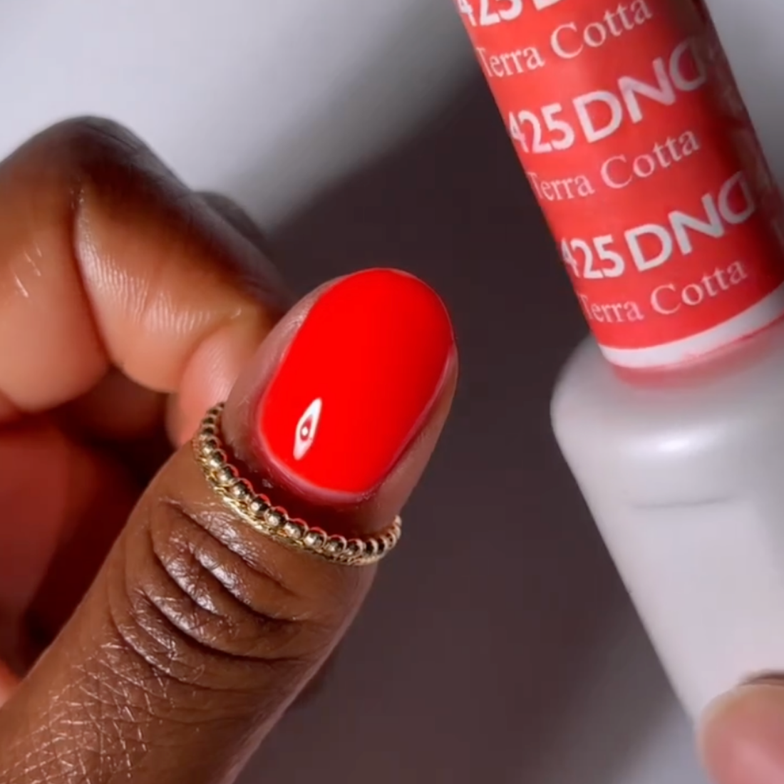 TERRA COTTA #425 – DND Gel Polish Duo | Warm Earthy Orange + Matching Lacquer