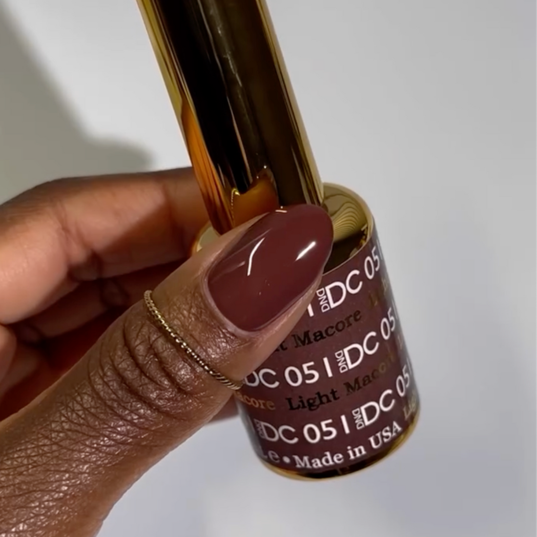 #051 DC Gel Polish – Light Macore | Long-Lasting High-Shine Gel Color
