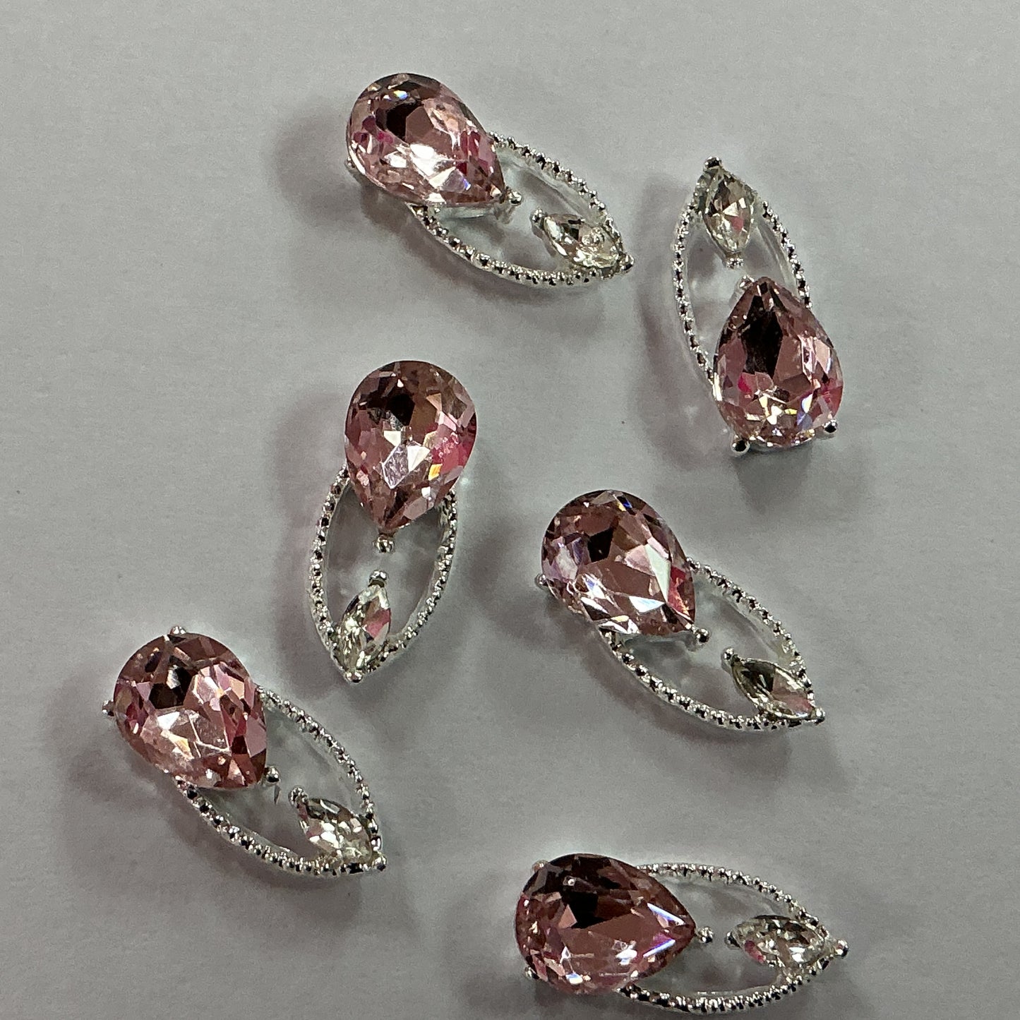 Drop-shaped Nail charms pink gemstone