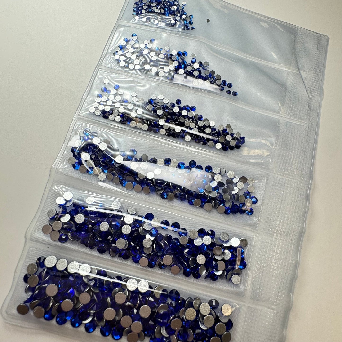 Blue rhinestone flat back - 6 grit pack of crystals for nail decoration - JTessentials