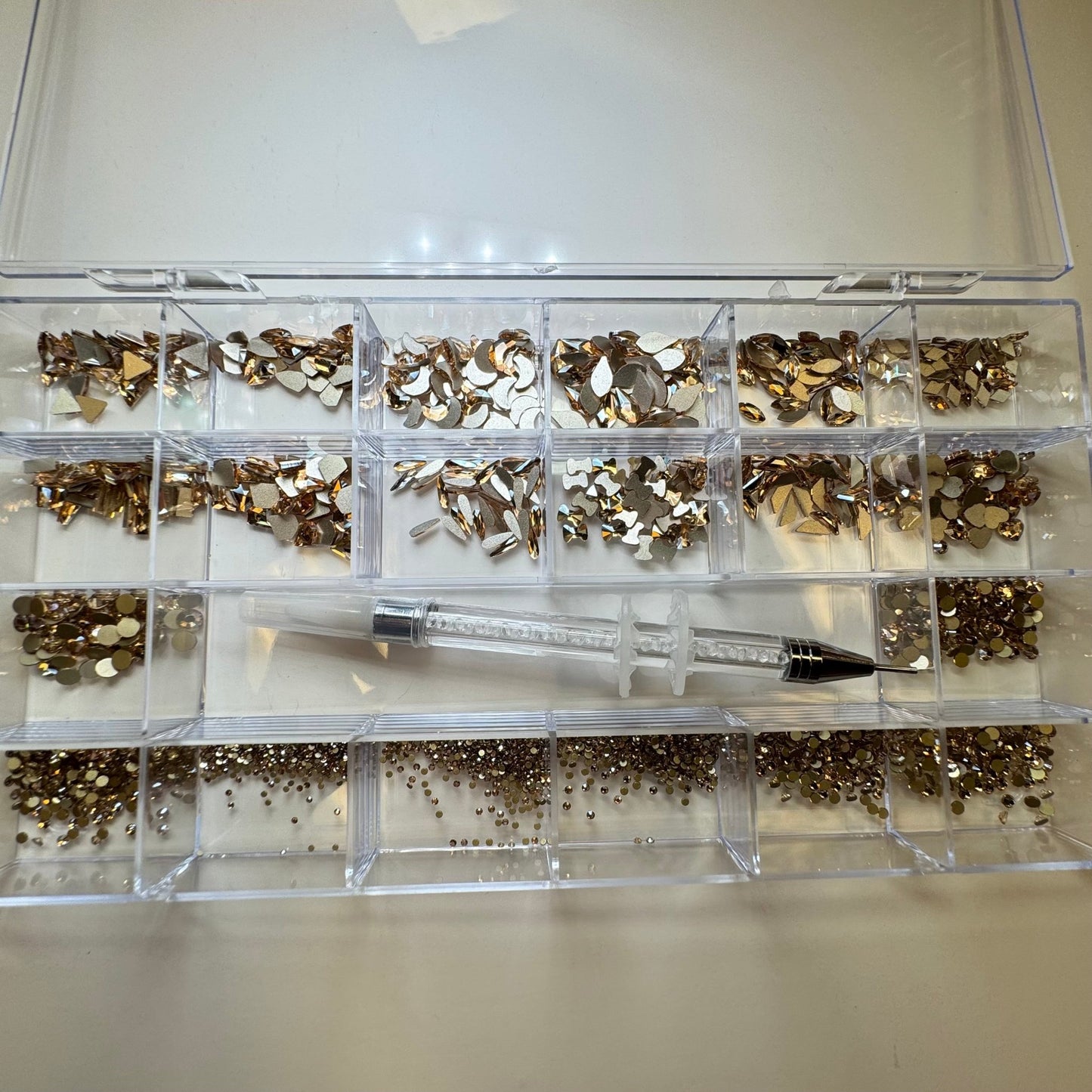 Champagne• Wax pen tool &High Luxury Crystal Box - JTessentials