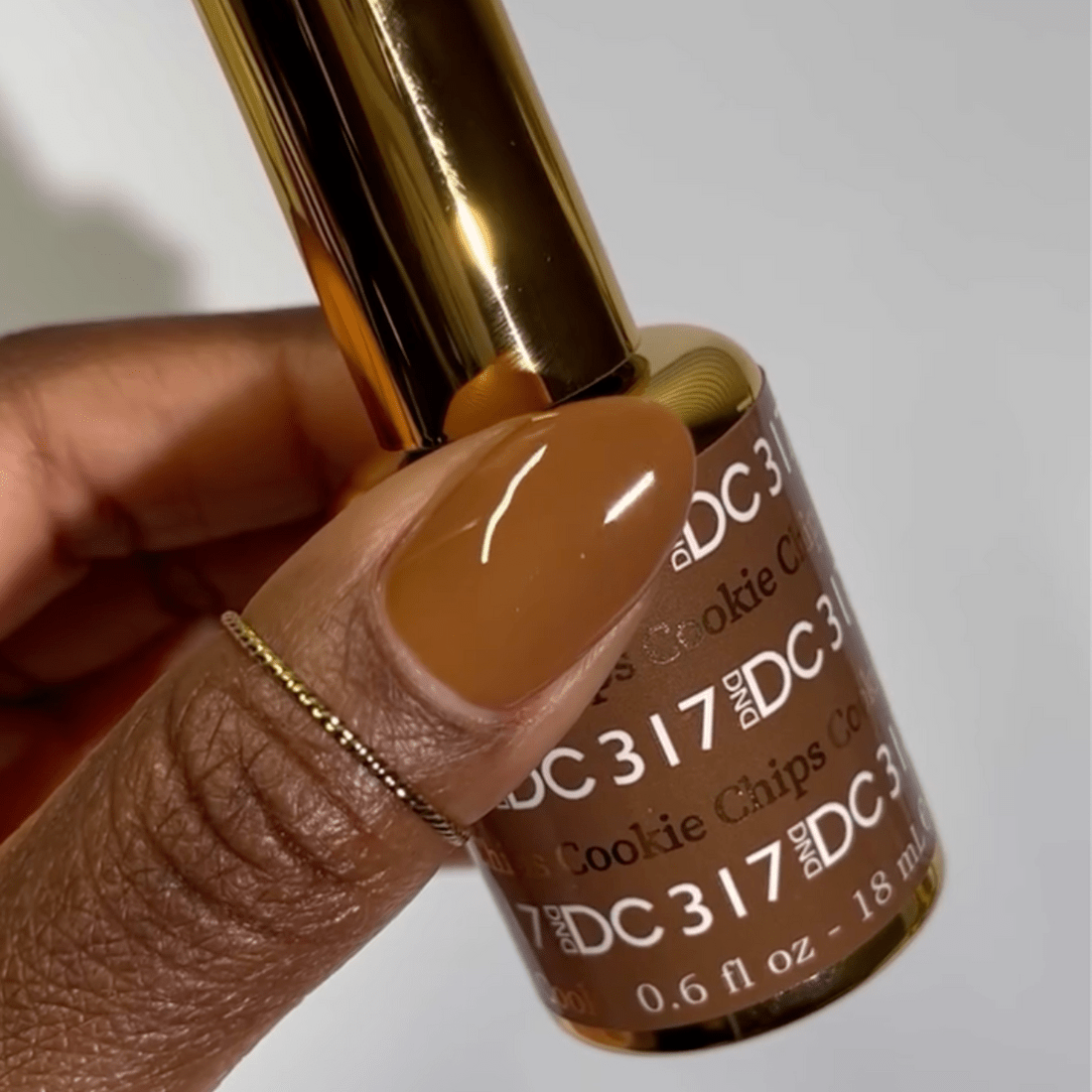 COOKIE CHIPS 317 DC Gel Duo – Sweet Neutral Nude Gel Polish + Matching Lacquer - JTessentials