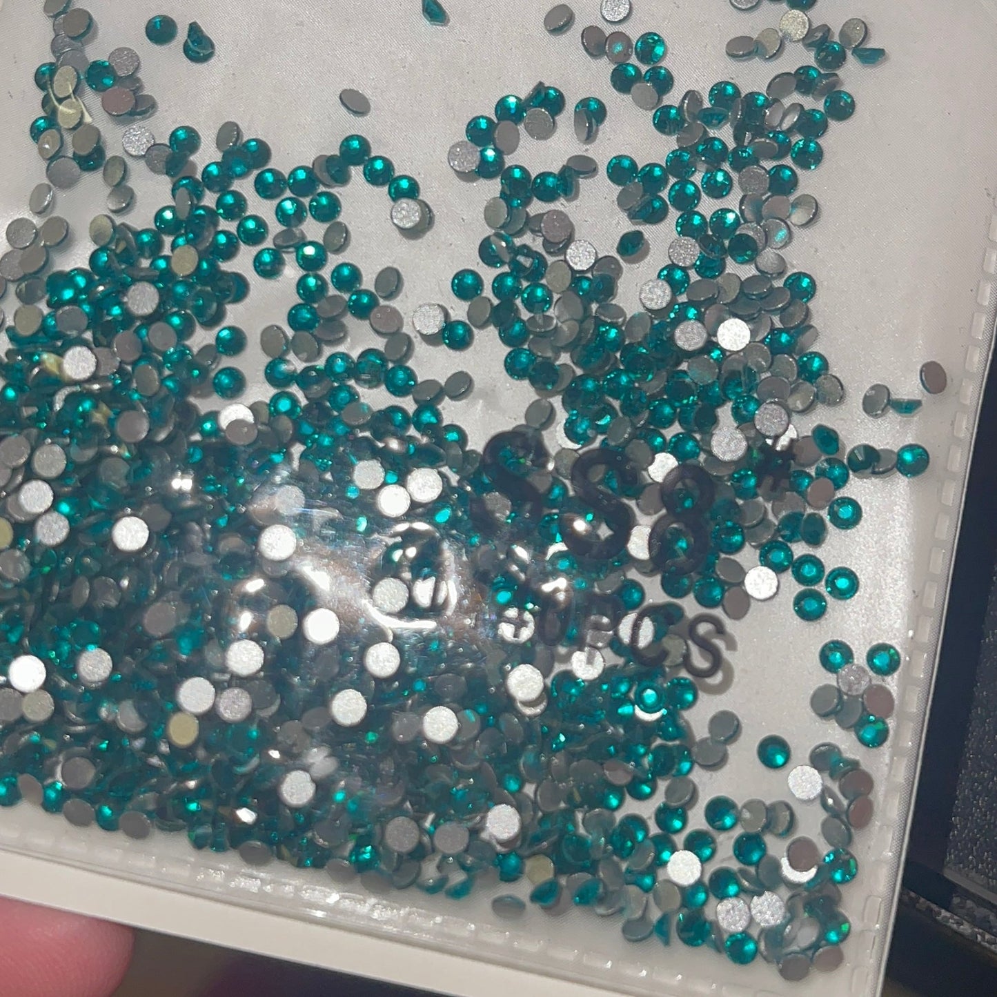 Crystal ss8 1440 rhinestone pack - JTessentials
