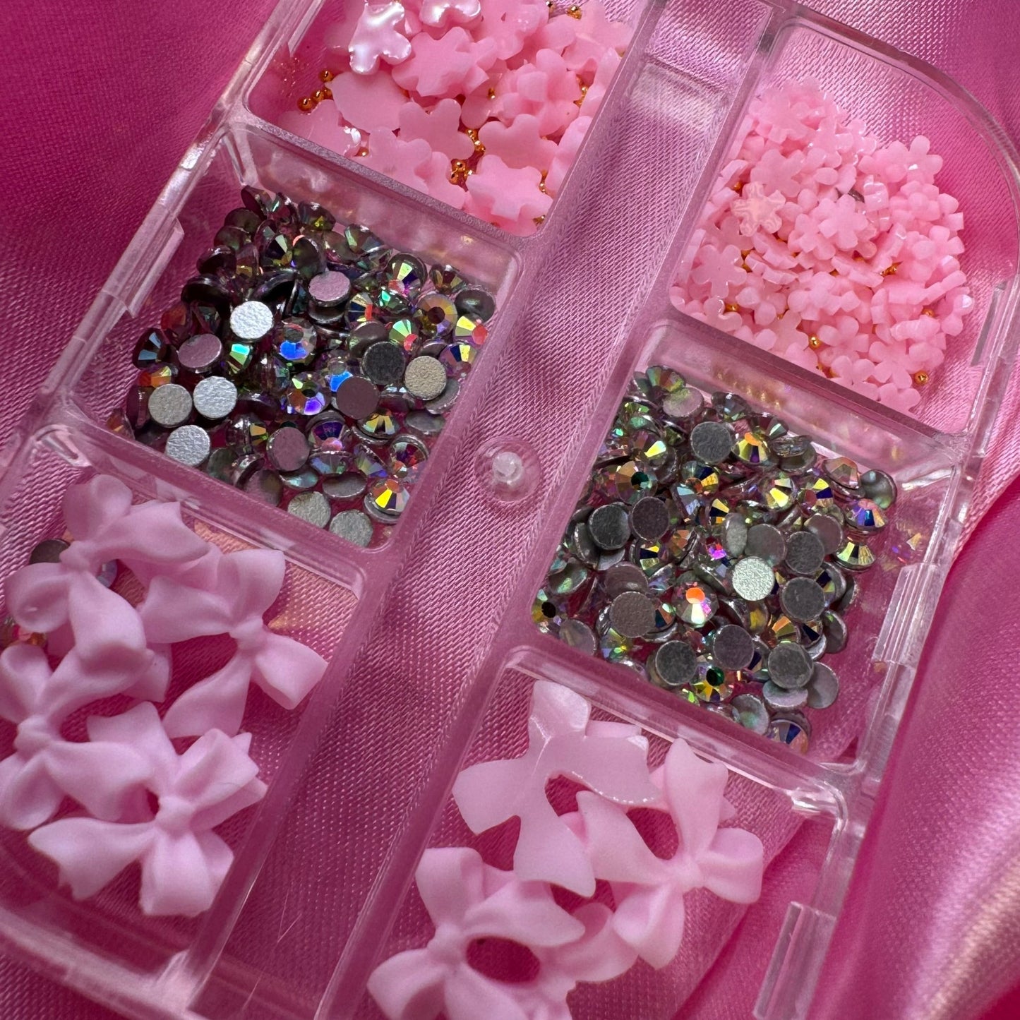 Deli Pink BoX - Nail charm bows bling & flowers - JTessentials