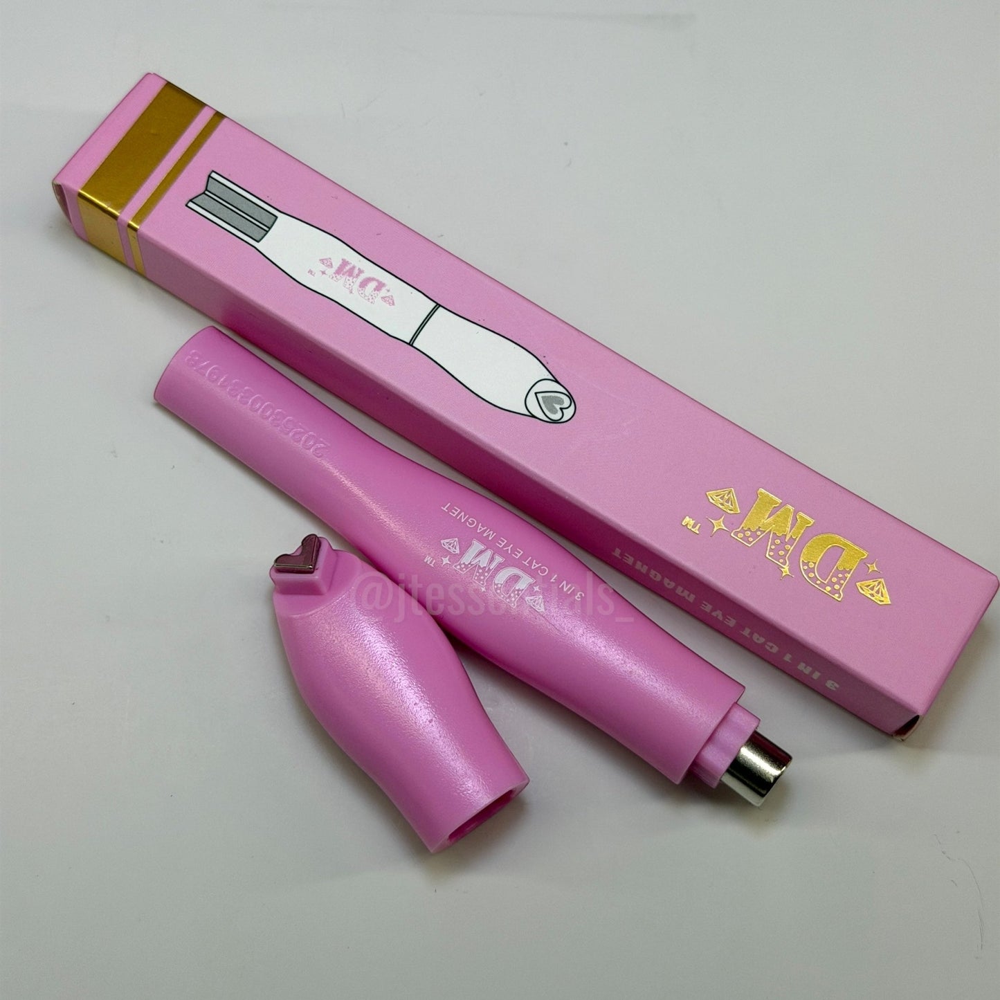 DM 3 - in - 1 Cat Eye Magnet Nail Tool | Heart & Line Effects - JTessentials