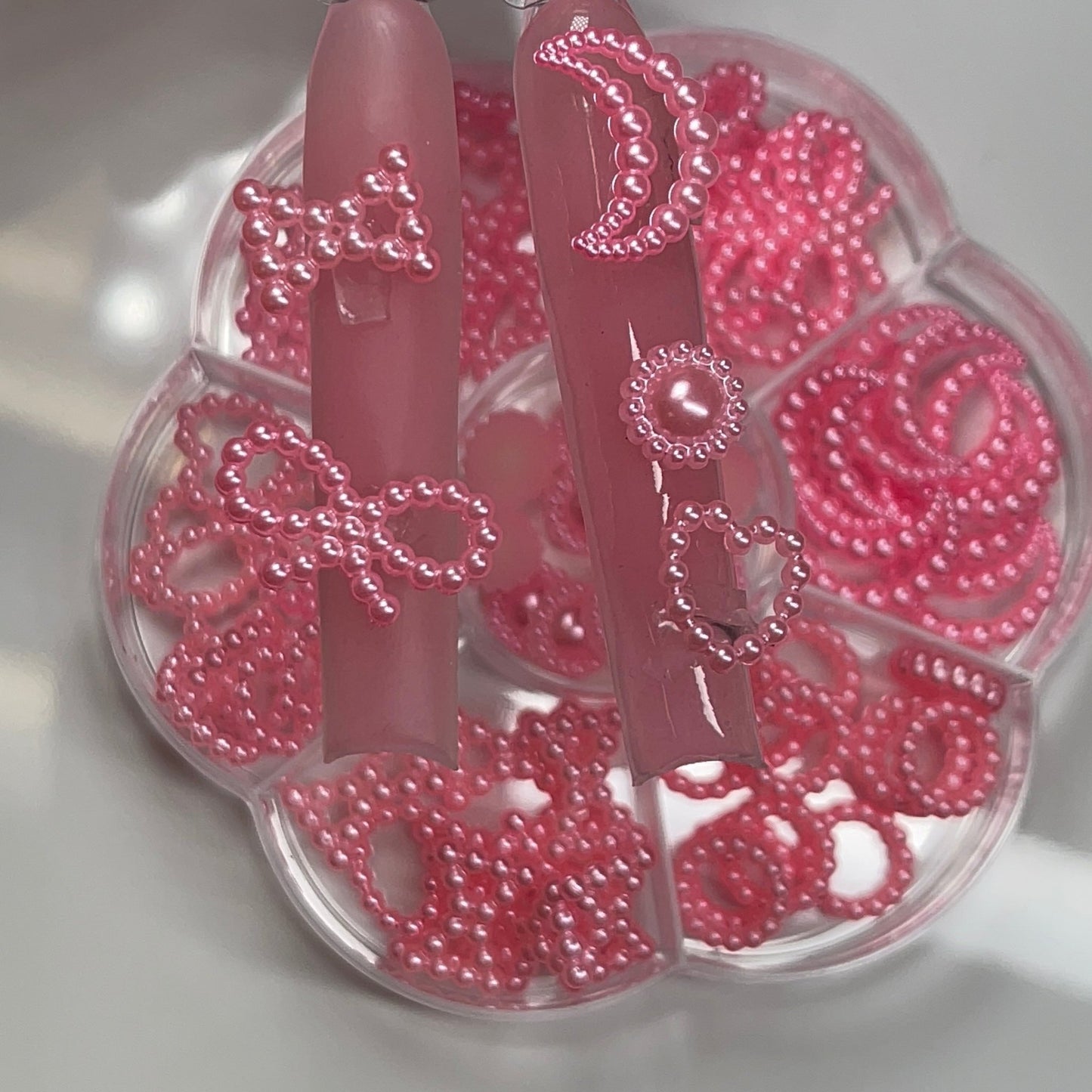 Pearl SHAPES BOX nail charms PINK - JTessentials