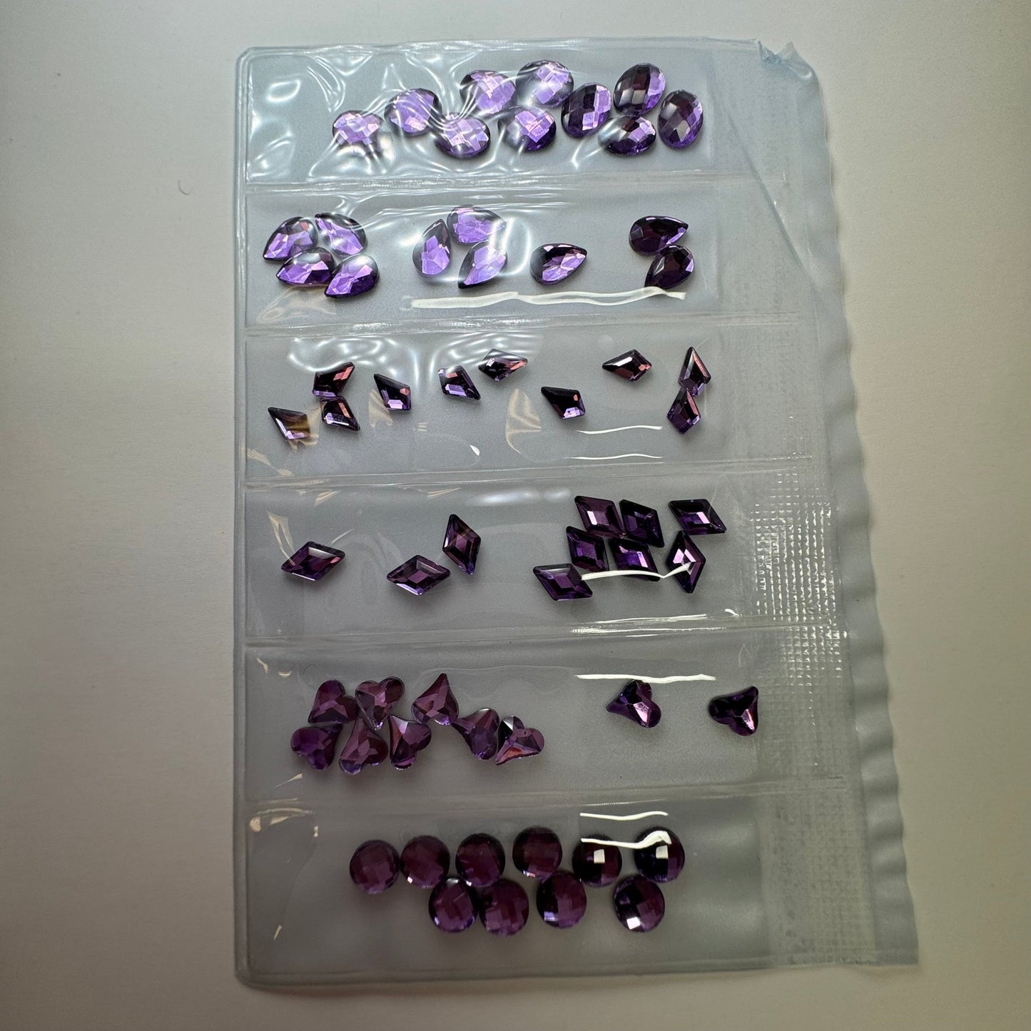 Purple Rhinestone Shape - 6 grit pack of crystals for nail decoration - JTessentials