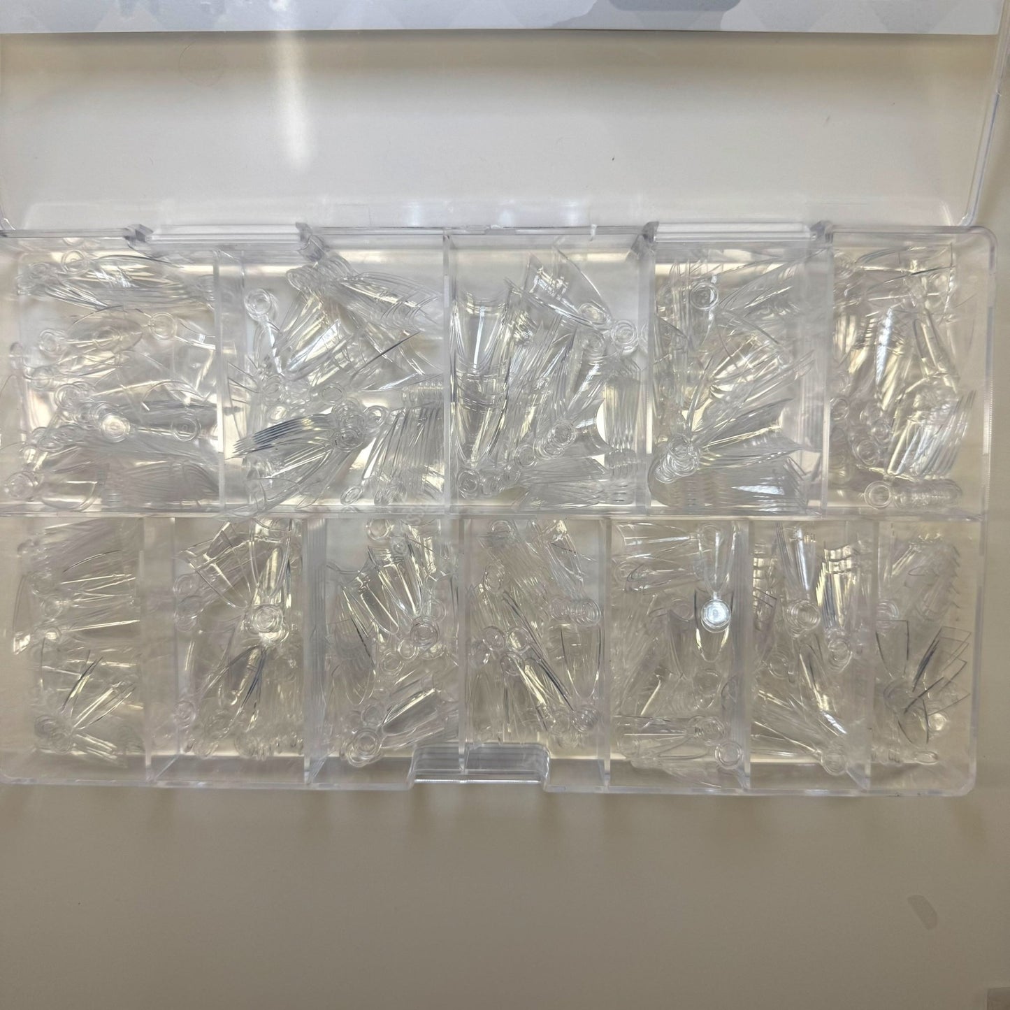 Short Almond Tips Pre - shaped - 504 pcs BOX - JTessentials