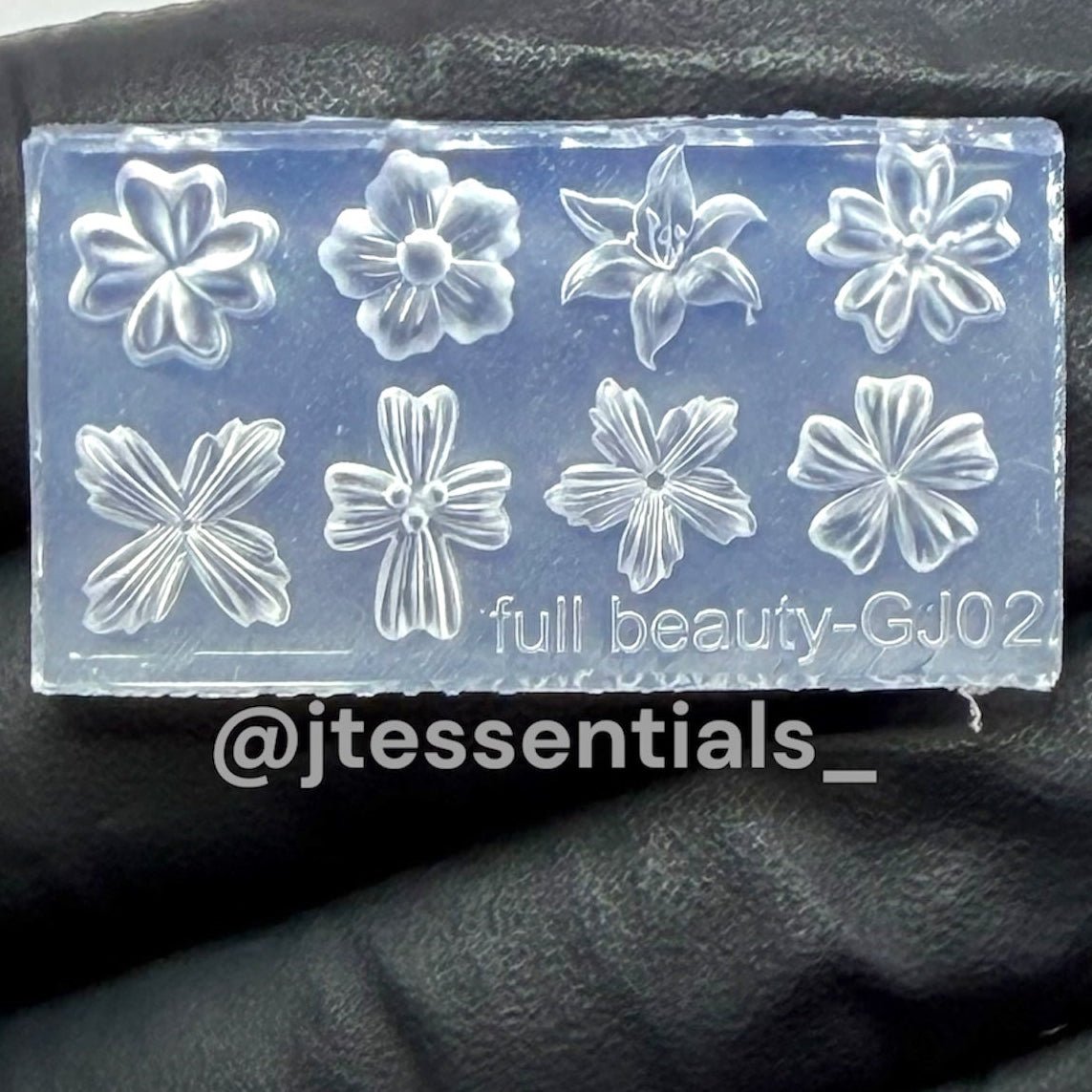 04 Flower silicone mold - JTessentials