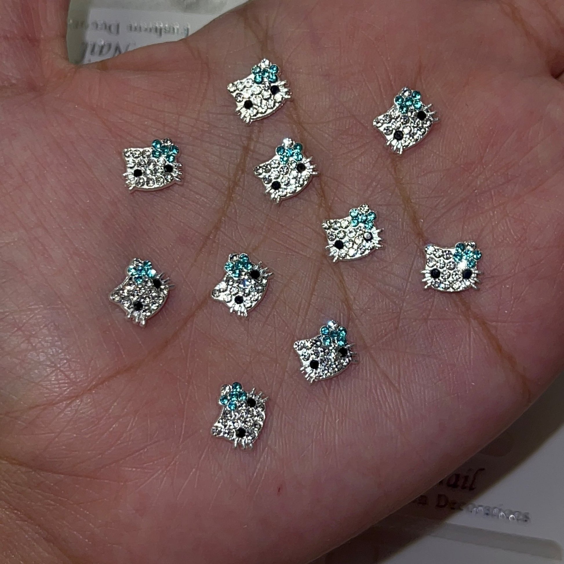 10 PC BLING face kitty Nail Charm•Blue - JTessentials
