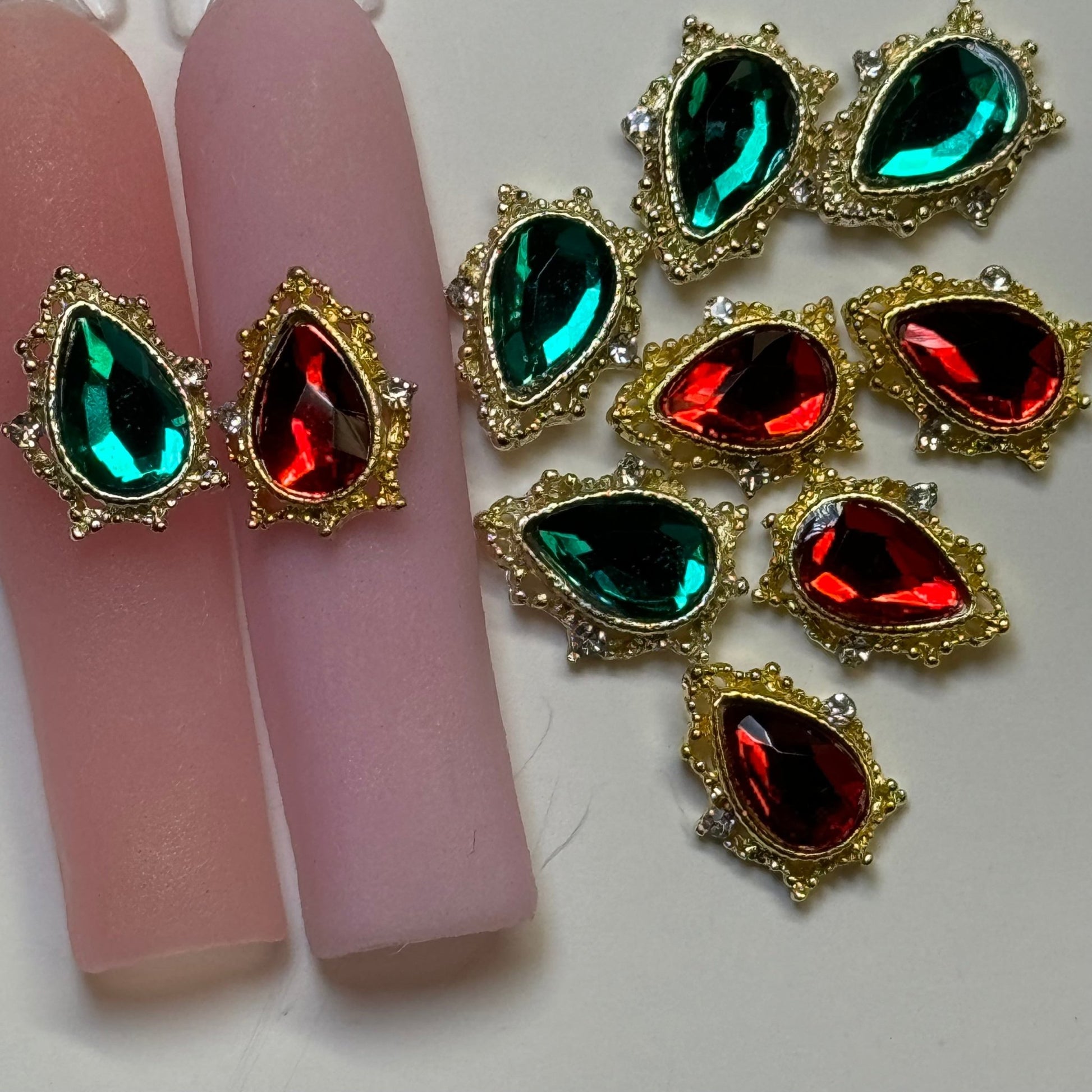 10 PCs Red & Green tear Drop shape nail charm mix - JTessentials