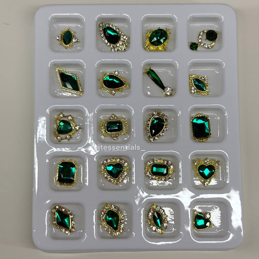 20 pcs RHINESTONE CHARM BOX 09 green - JTessentials