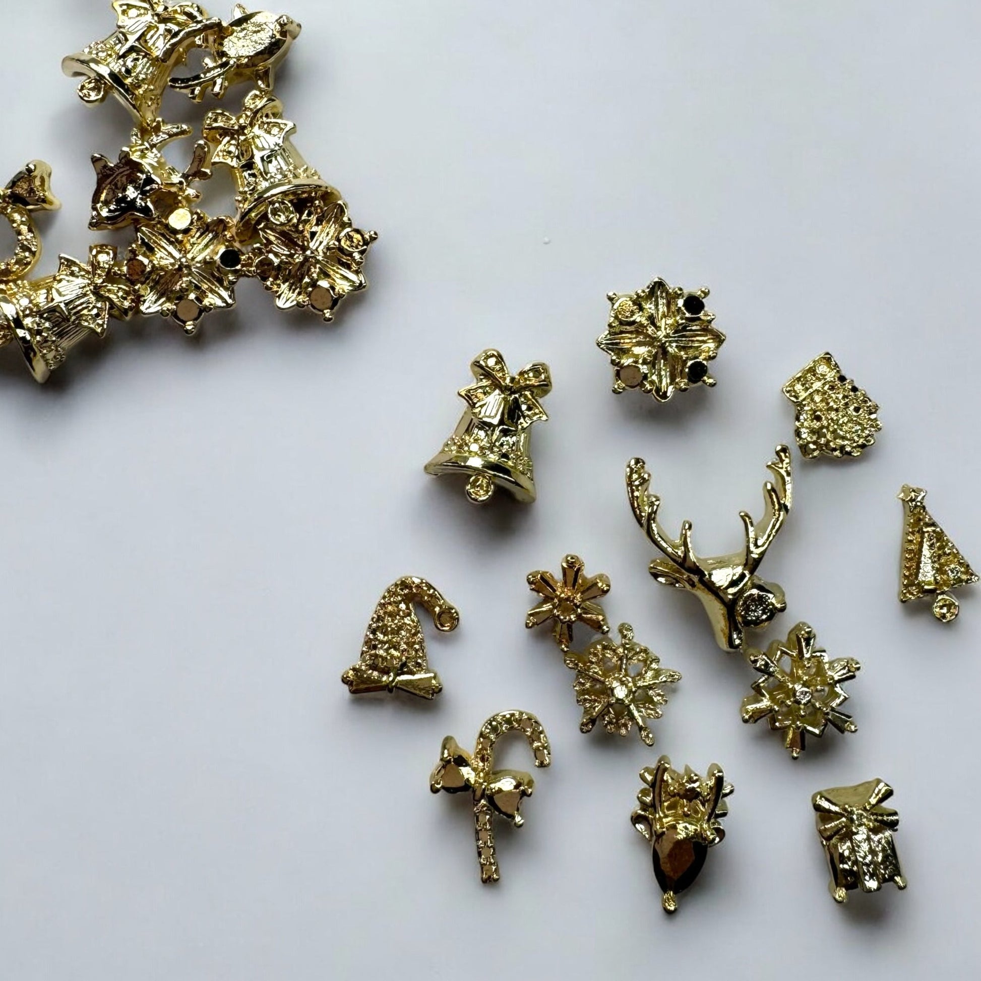 20 - Piece Gold Christmas Nail Charms - Festive Holiday Nail Art Decorations - JTessentials
