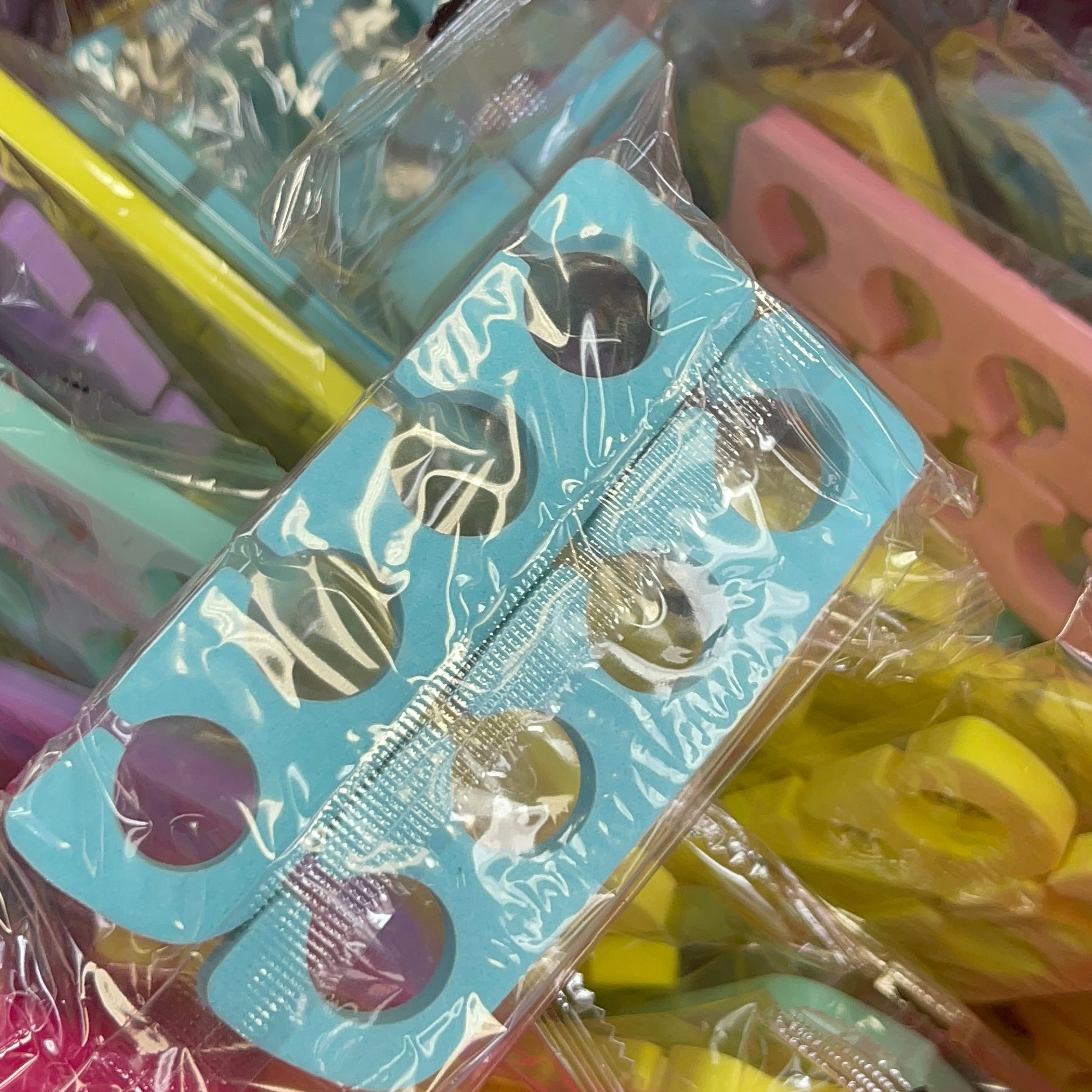 4 packs - TOE separator (2pc) ea - JTessentials