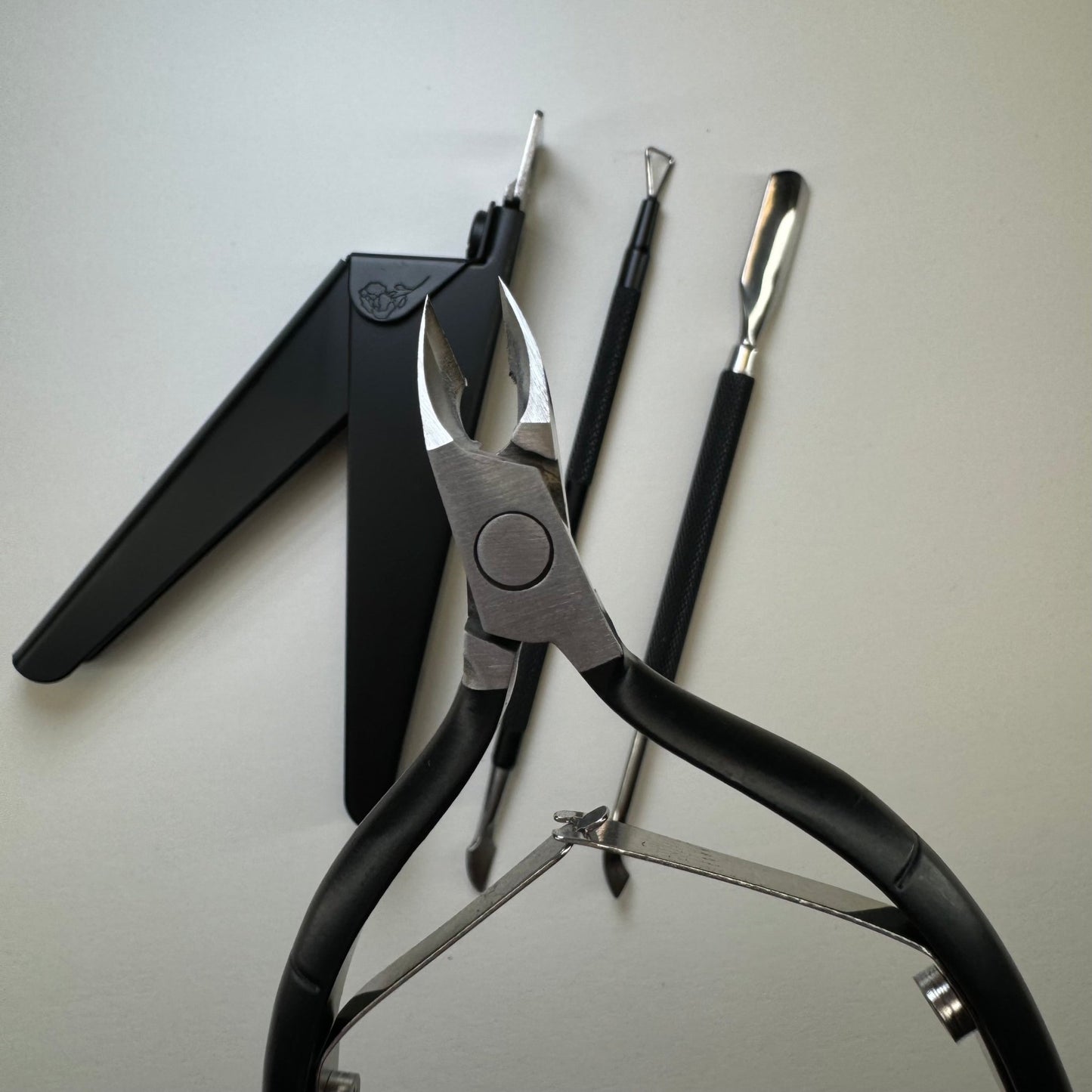 4 pc BLACK Nail implements kit for nail enhancement - prep work - nail tip cutter - JTessentials