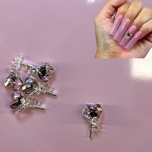 5 pcs Key with Heart Nail Charms - Perfect for Valentine’s Day Nail Art - JTessentials