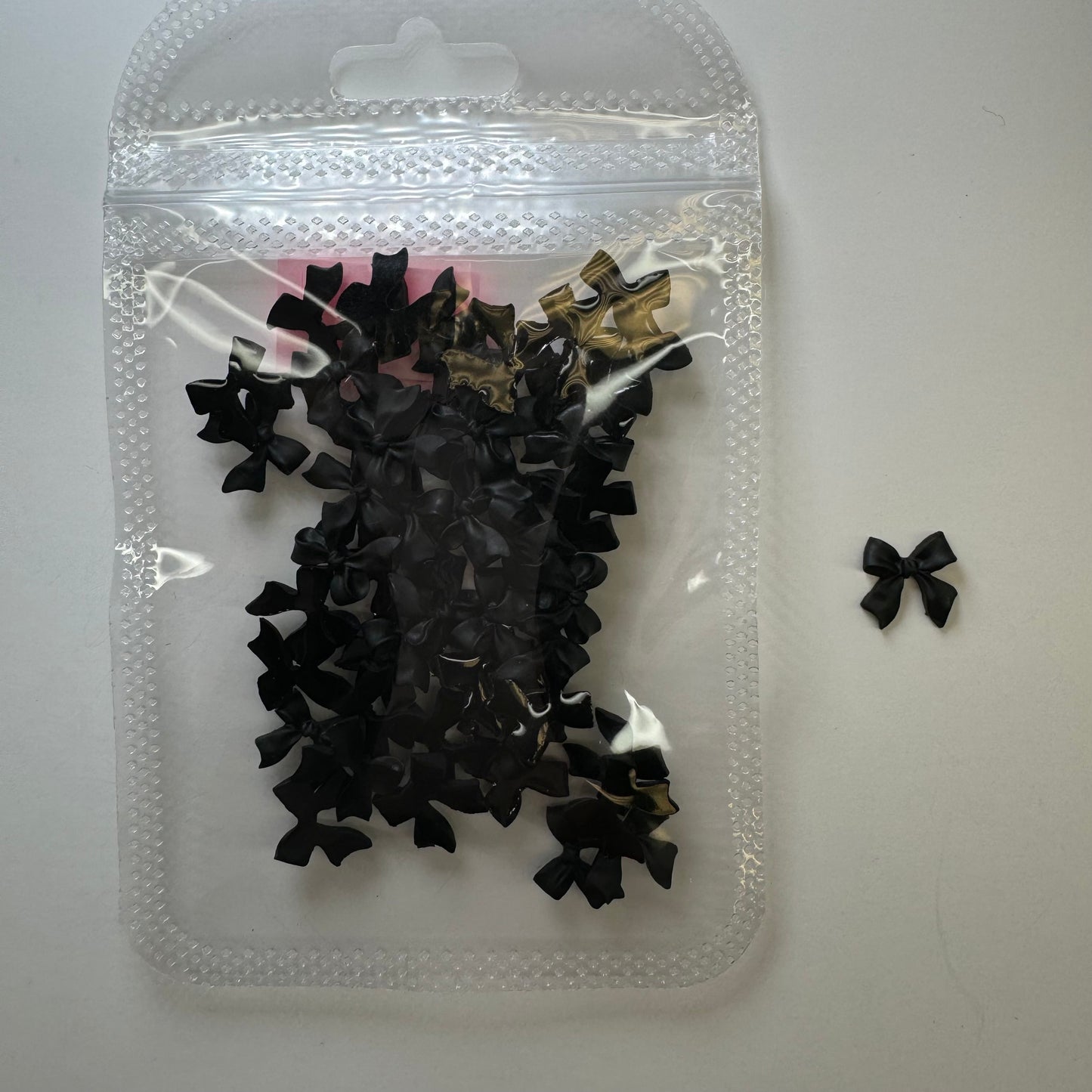 100 PC BOW CHARMS | BLACK