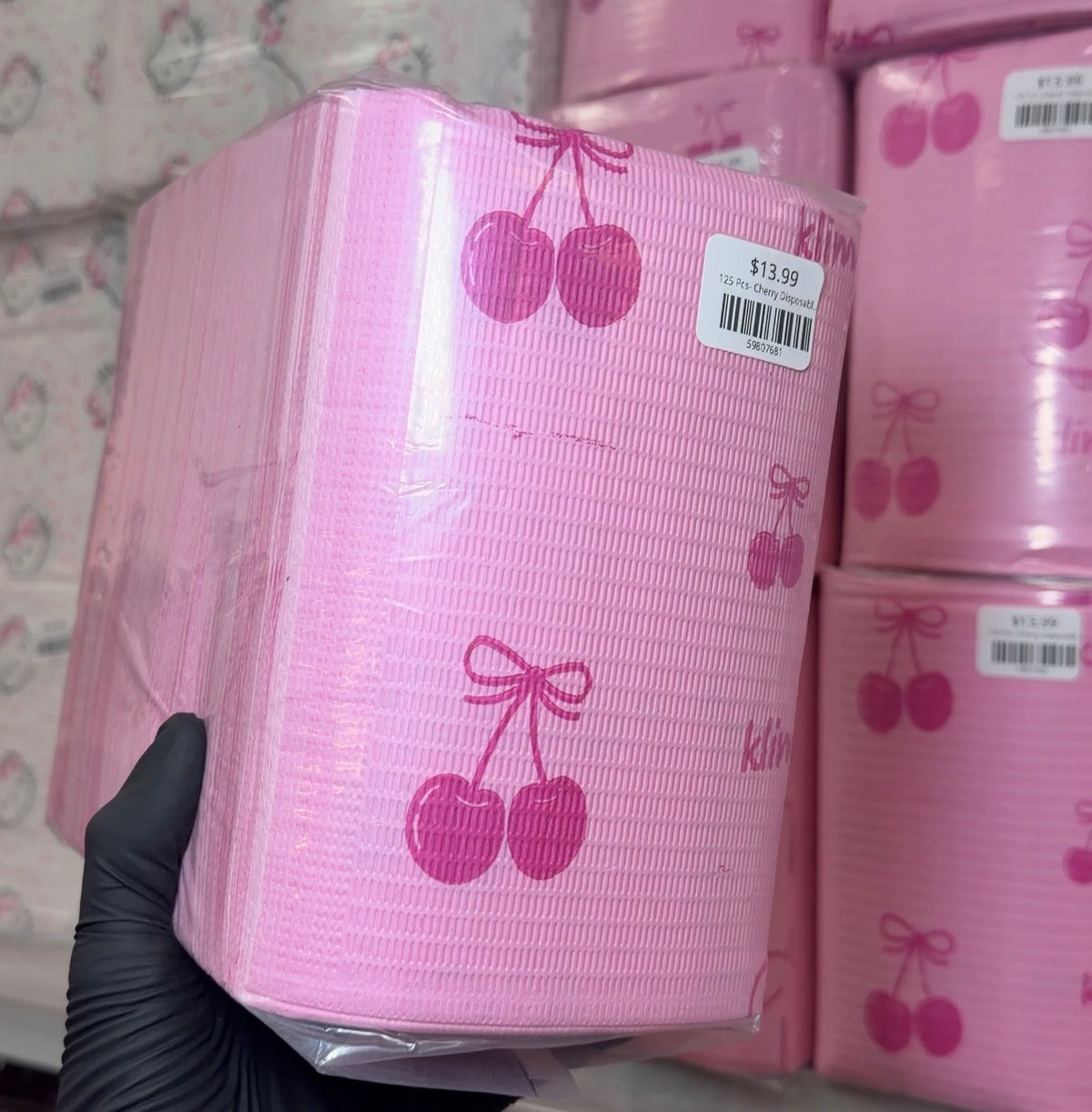 125 Pcs Pink Disposable Table Cloths – dental bib