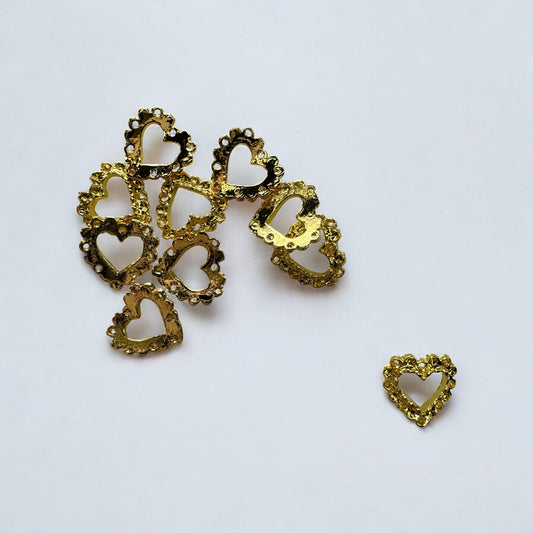 10-Piece Gold Heart Ruffle Nail Charms - Elegant & Romantic Nail Art Accents