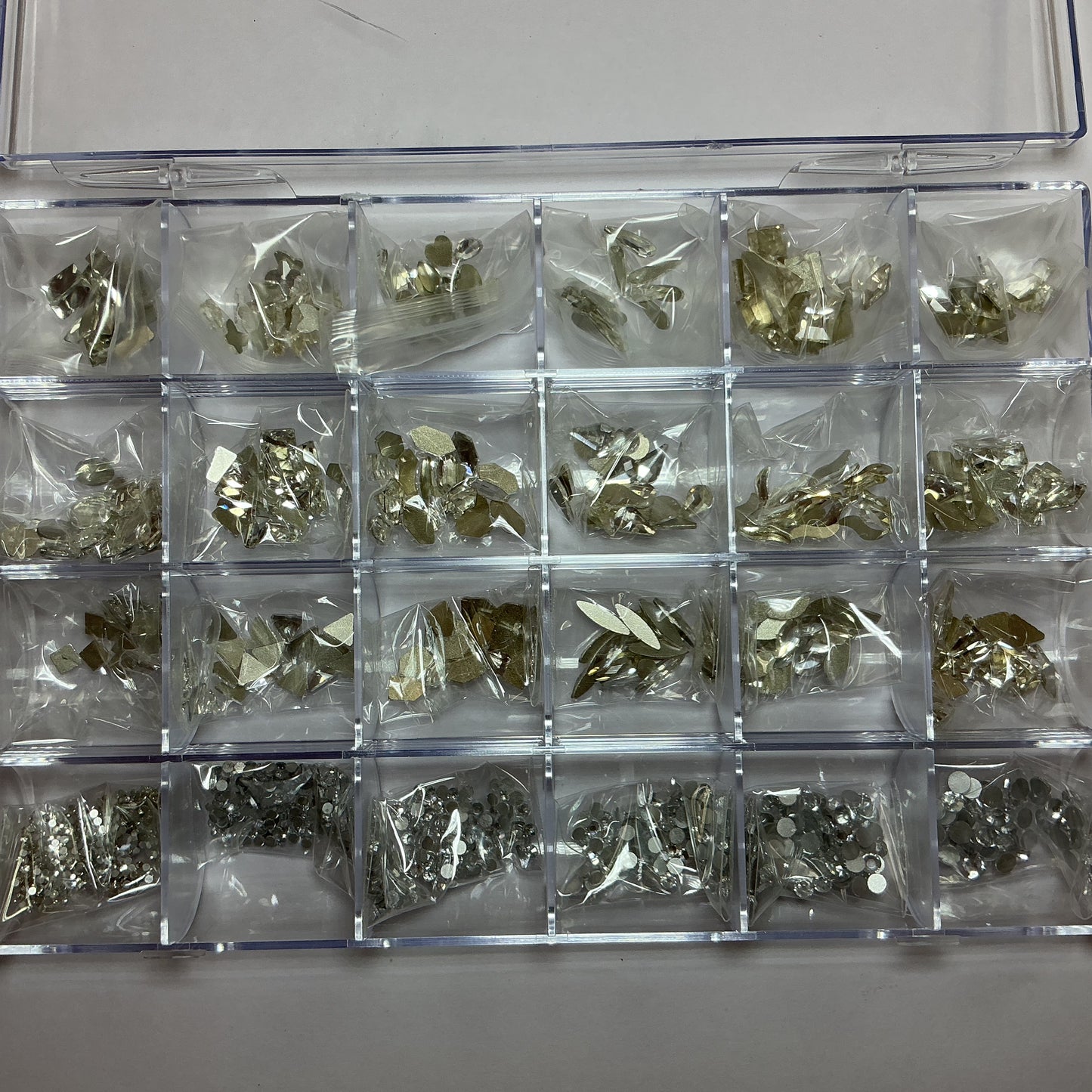 24 grit- high quality rhinestone box Bling for nails