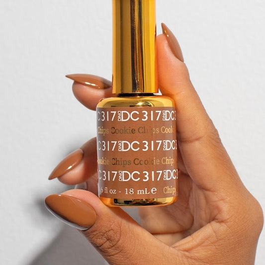COOKIE CHIPS #317 DC Gel Duo – Sweet Neutral Nude Gel Polish + Matching Lacquer