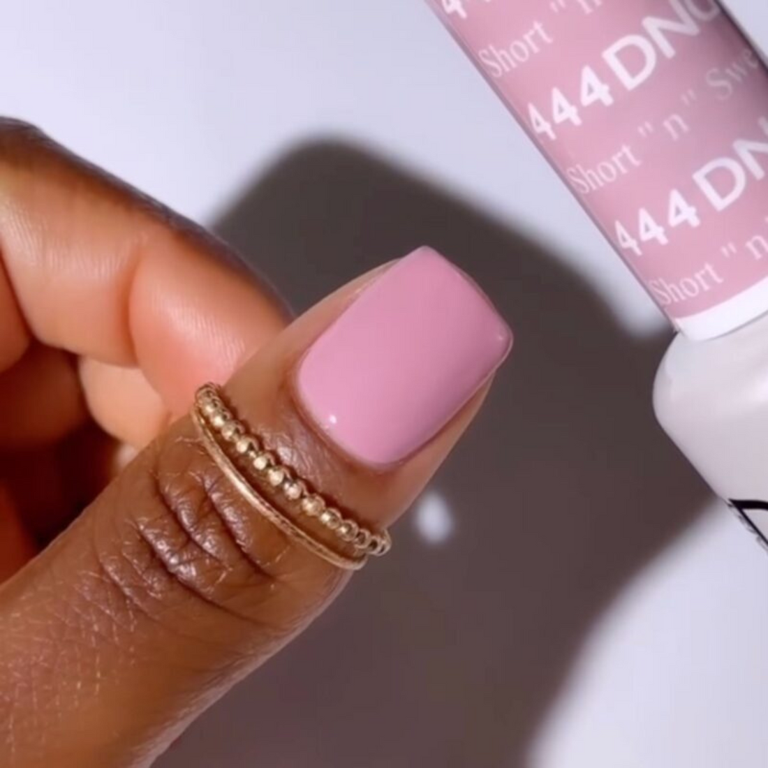 DND #444 Short “N” Sweet – Gel & Matching Polish Duo | Soft Natural Pink Nail Color