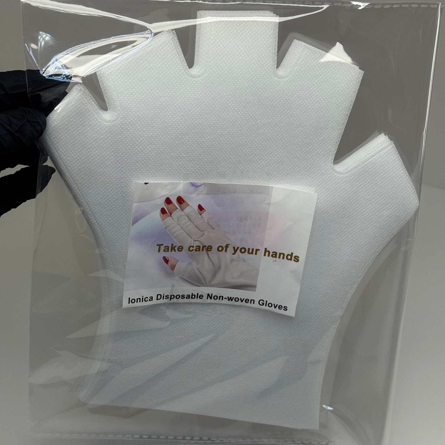 10 Pcs Non-Woven Disposable Gloves – Soft, Hygienic Hand Protection for Nail Services & Spa Use