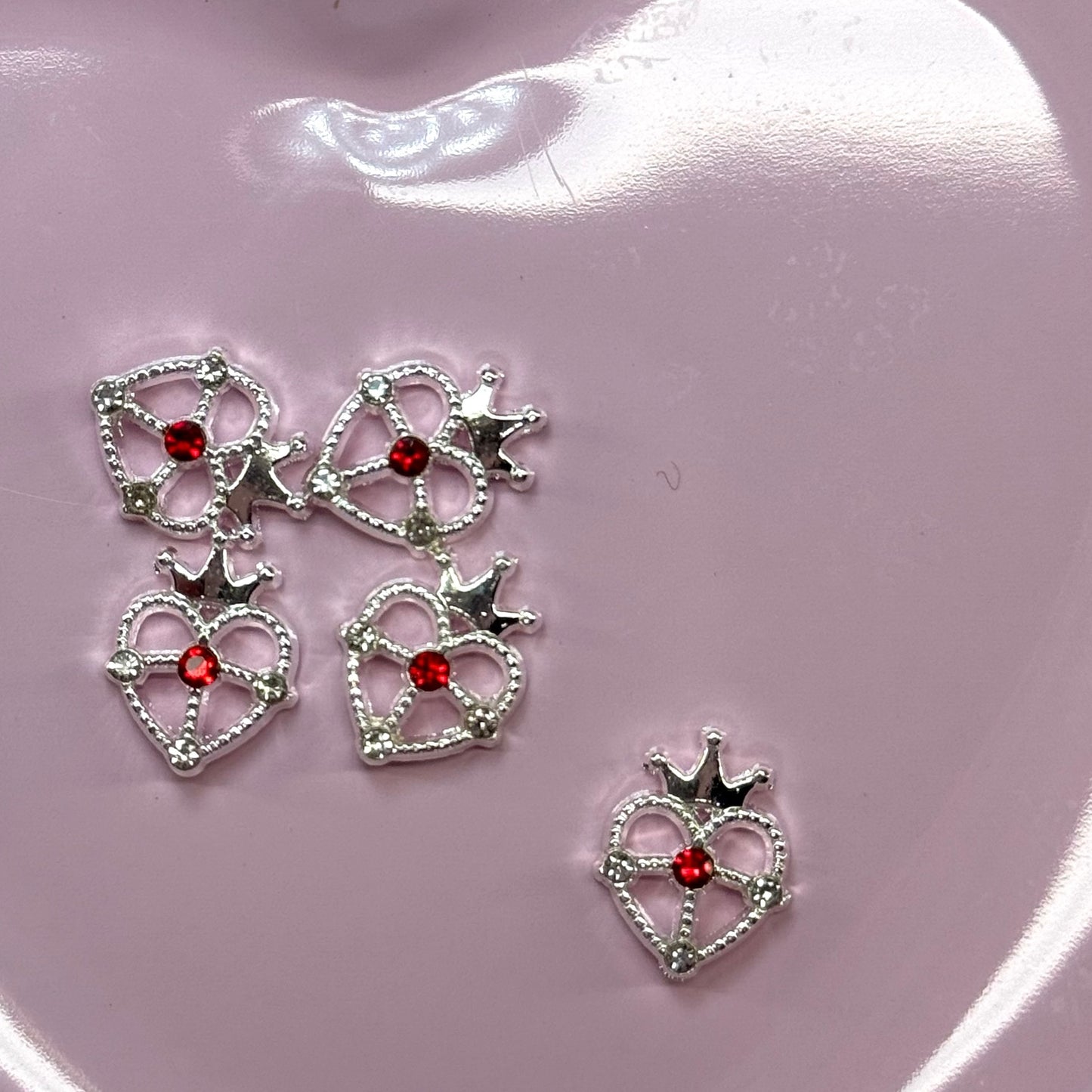 5 pcs Heart with Crown Nail Charms - silver with red Accents for Valentine’s Day