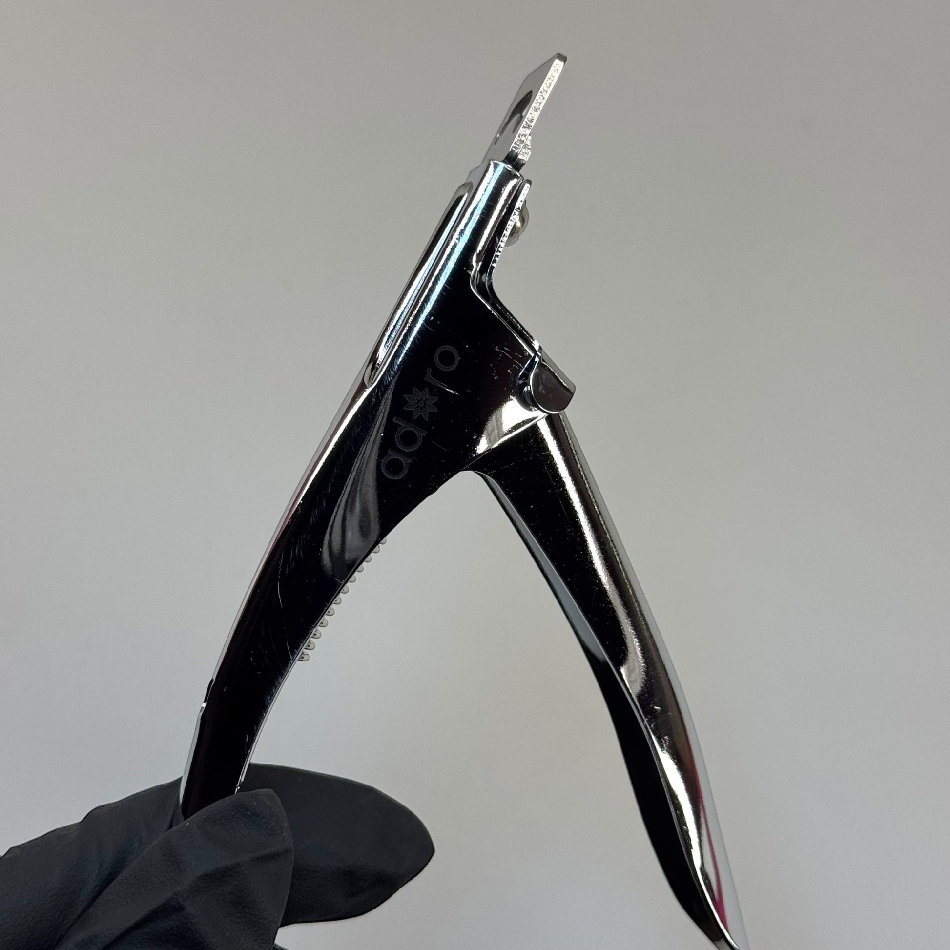 ADORO - PRO NAIL TIP CUTTER PLATINUM ( PROFESSIONAL BLADE) - JTessentials