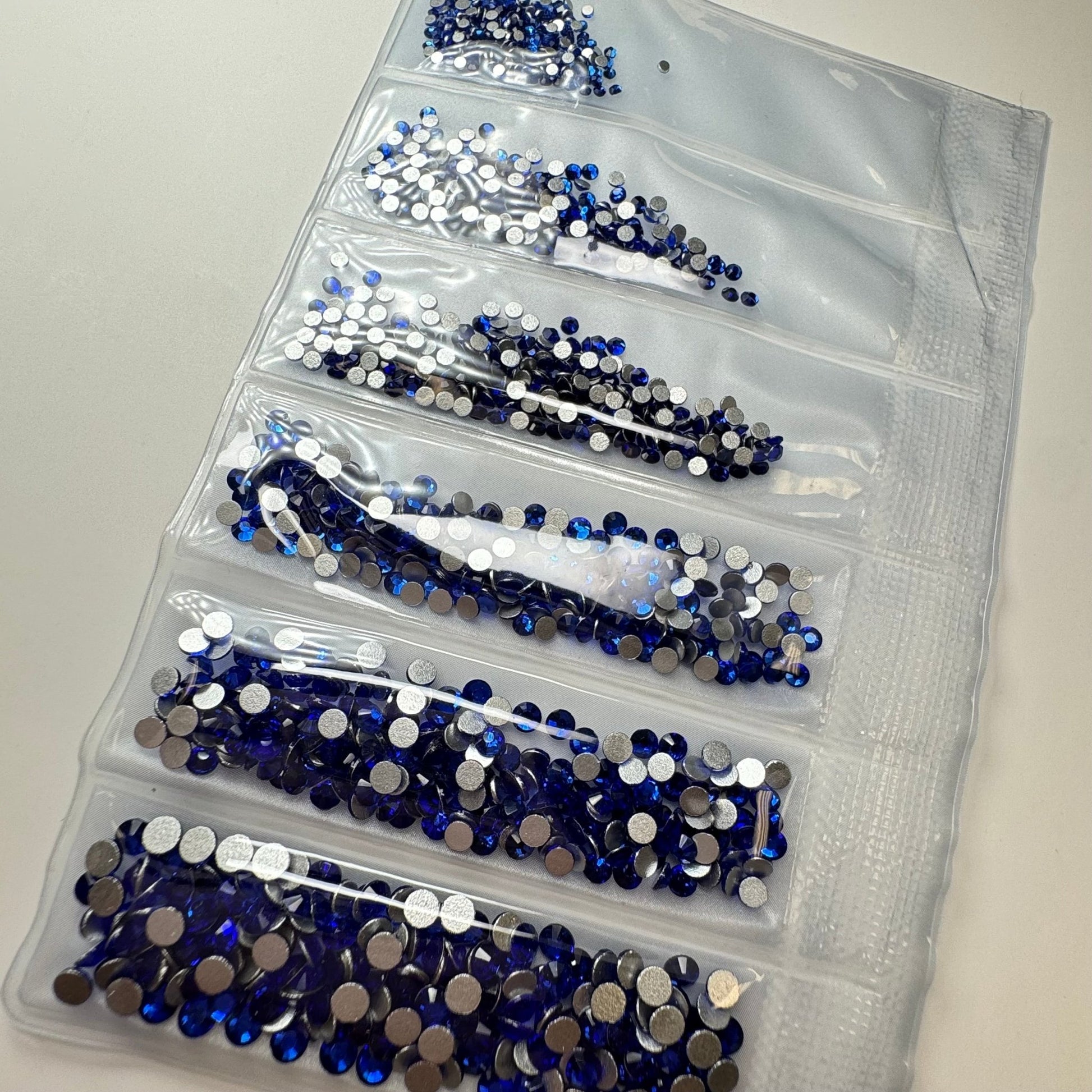Blue rhinestone flat back - 6 grit pack of crystals for nail decoration - JTessentials