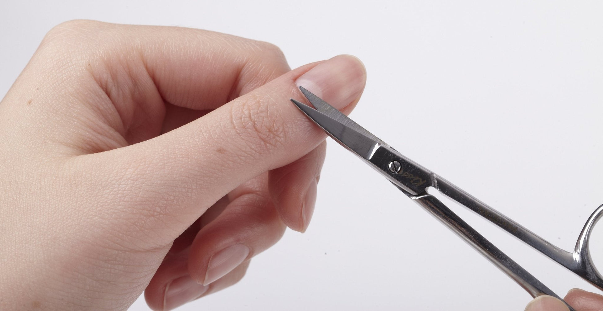 Cuticle Nail Scissors - Kiss Professional - JTessentials