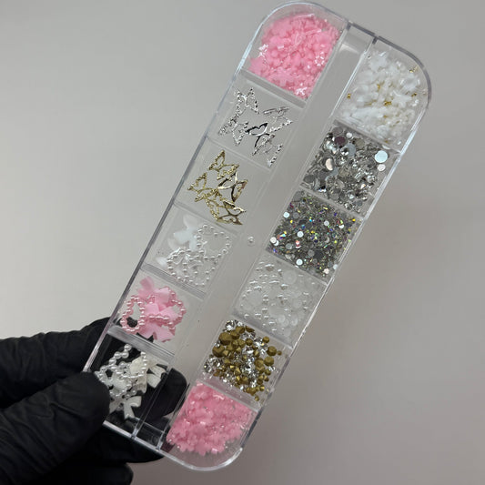 Delux Nail charm box -charms & rhinestones - JTessentials