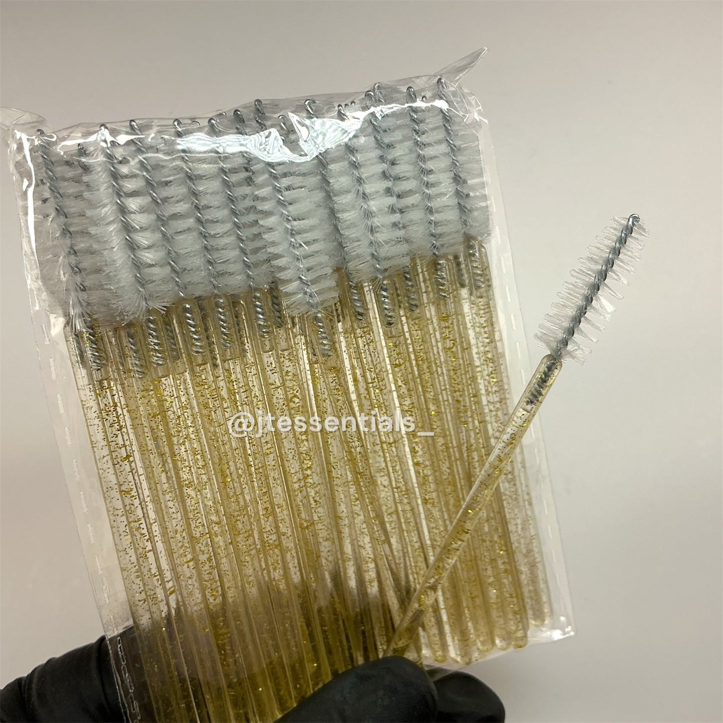 Disposable Eyebrow Brush - JTessentials