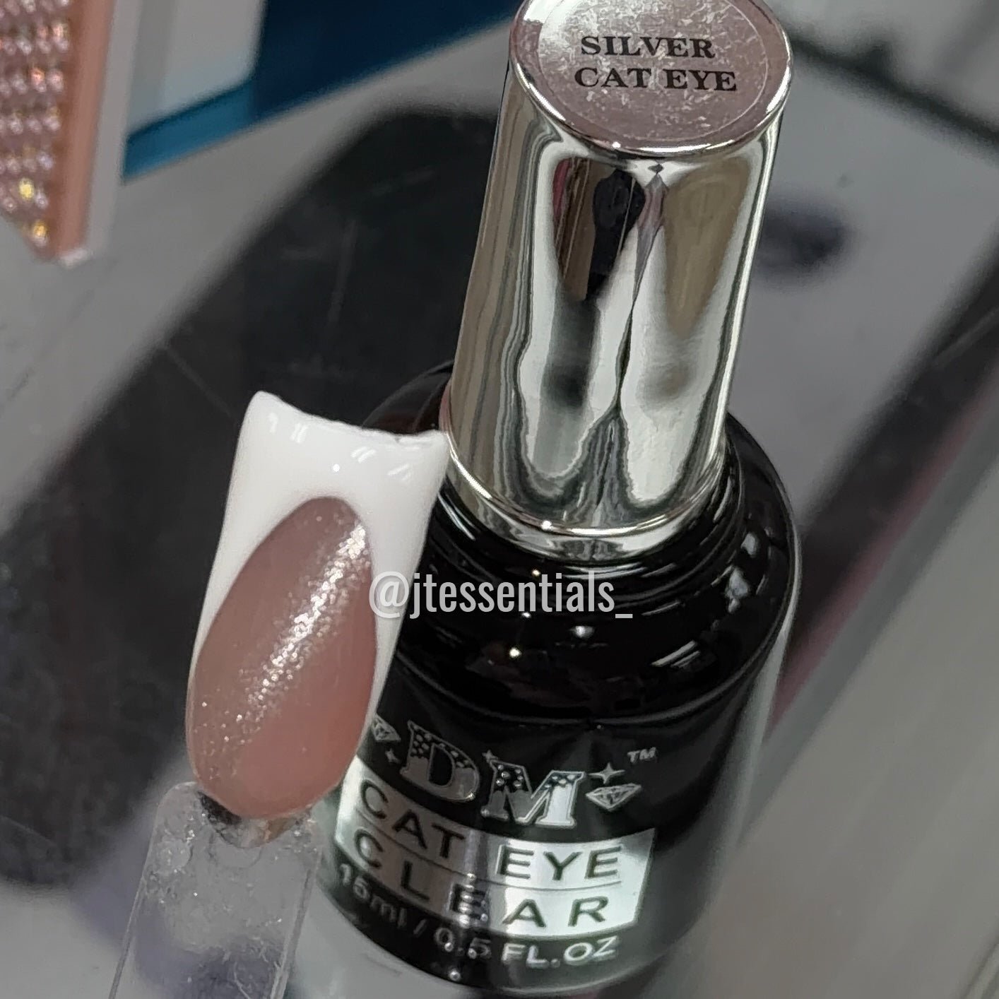 DM - Clear Silver Cat Eye Gel Magnetic Nail Polish - JTessentials