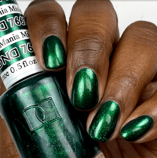 DND 766 Mistletoe Mania – Festive Green Gel & Regular Polish Duo for Holidays - JTessentials