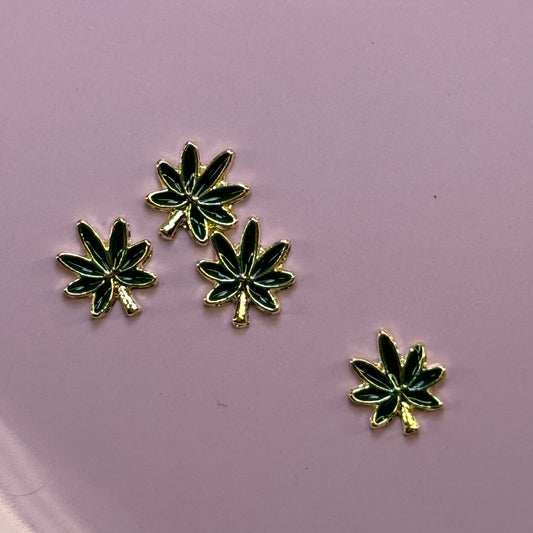 GREEN 420 Weed Plant - Nail Charms Leaf Nail Art (4 Pcs) - JTessentials