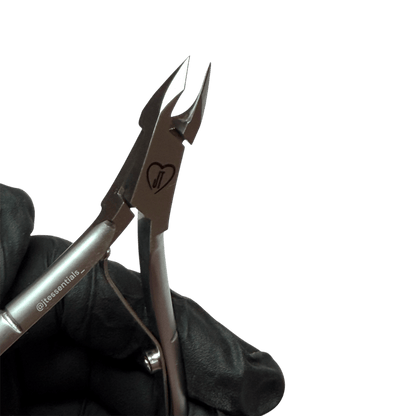 JT Cuticle Nipper 14 - JTessentials