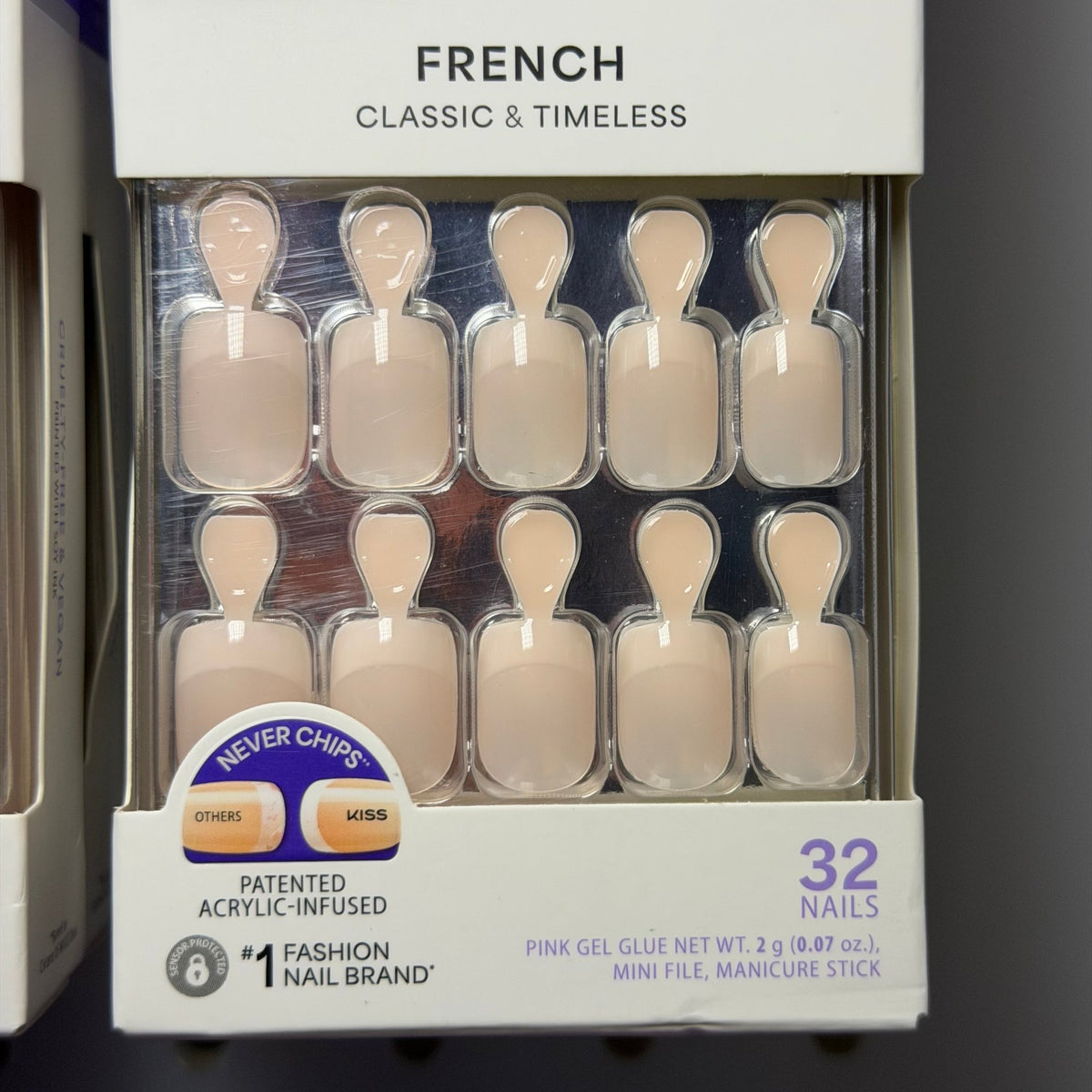 Kiss nails -Press on - JTessentials
