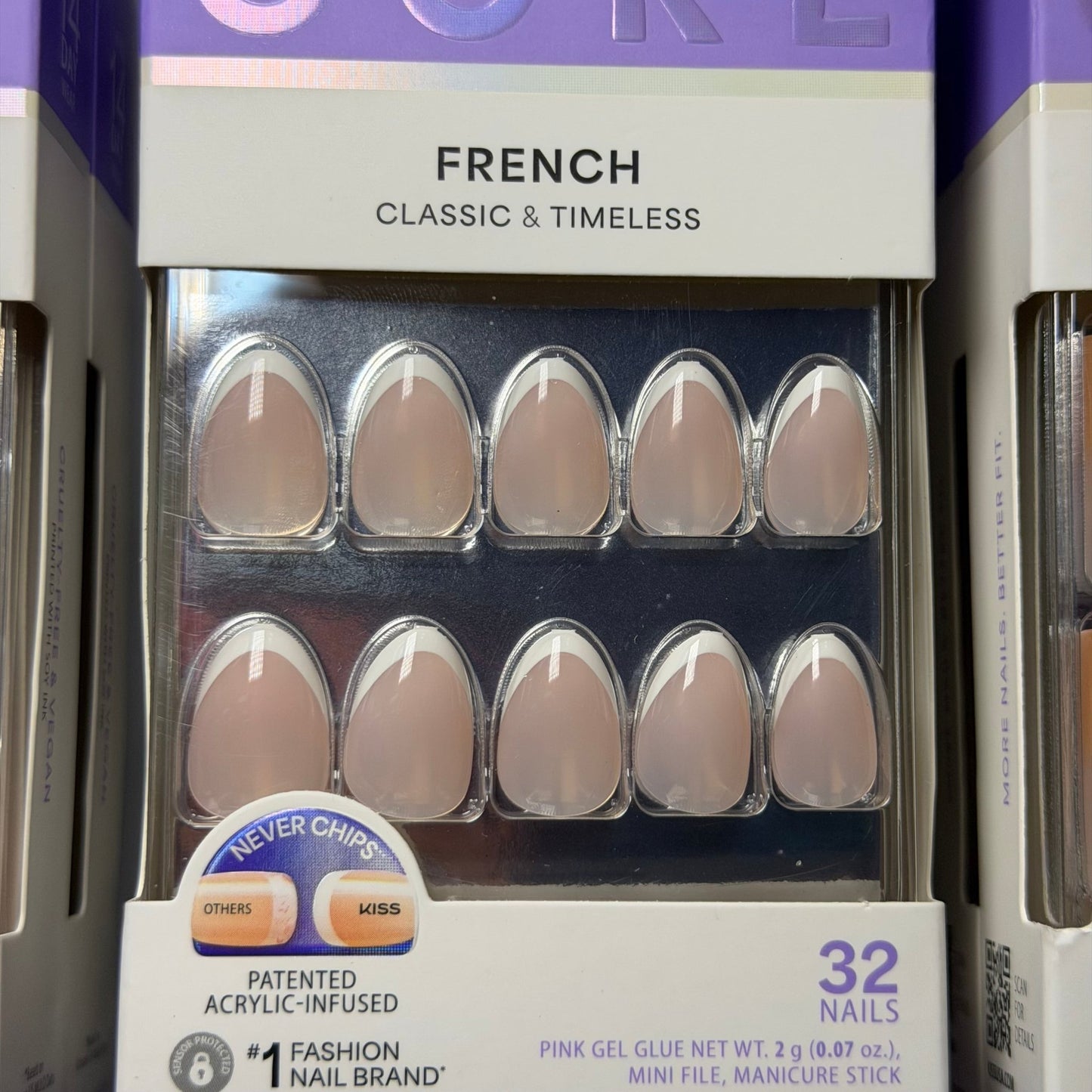 Kiss nails -Press on - JTessentials