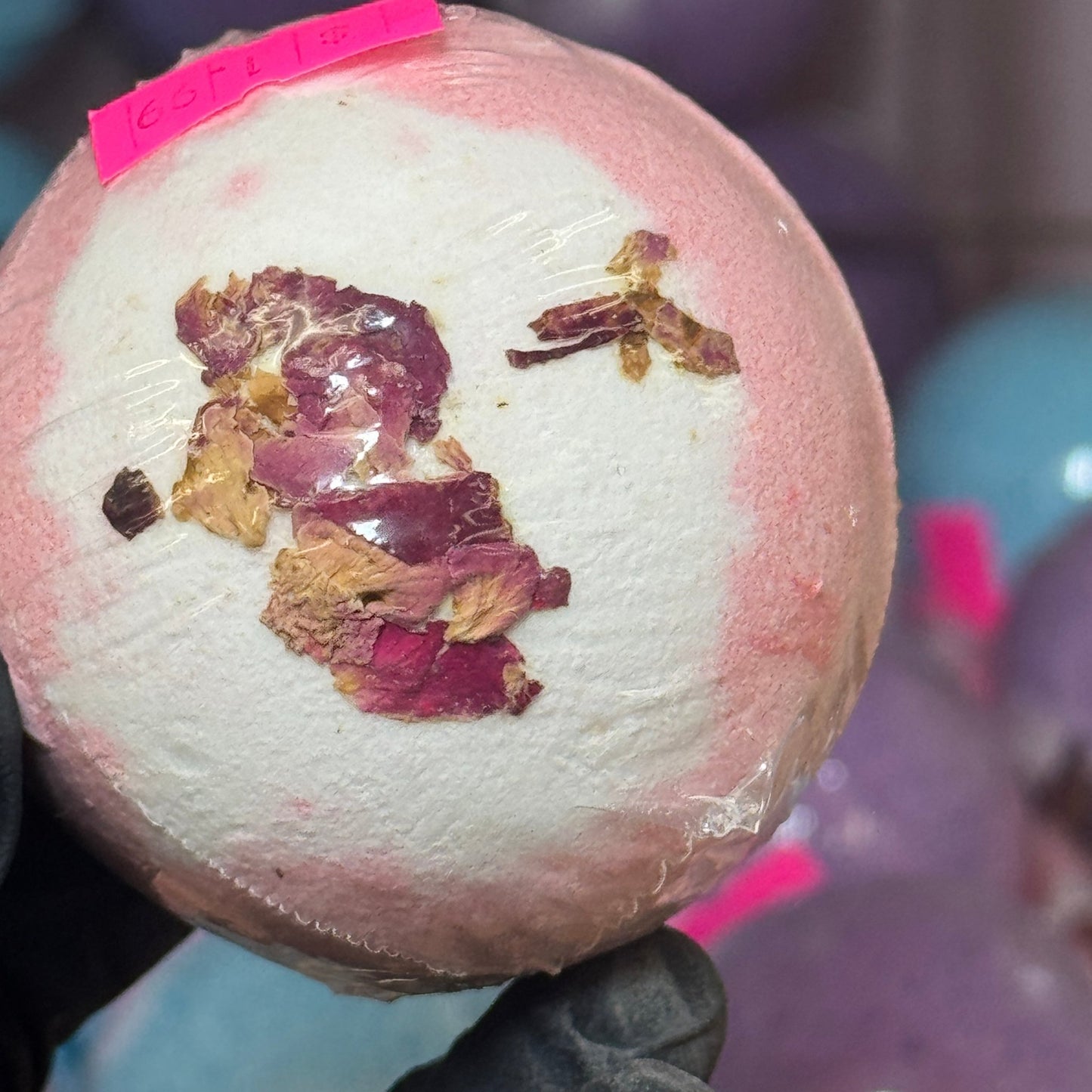 Luxury Floral Bath Bomb – Handmade Aromatherapy Spa Soak - JTessentials