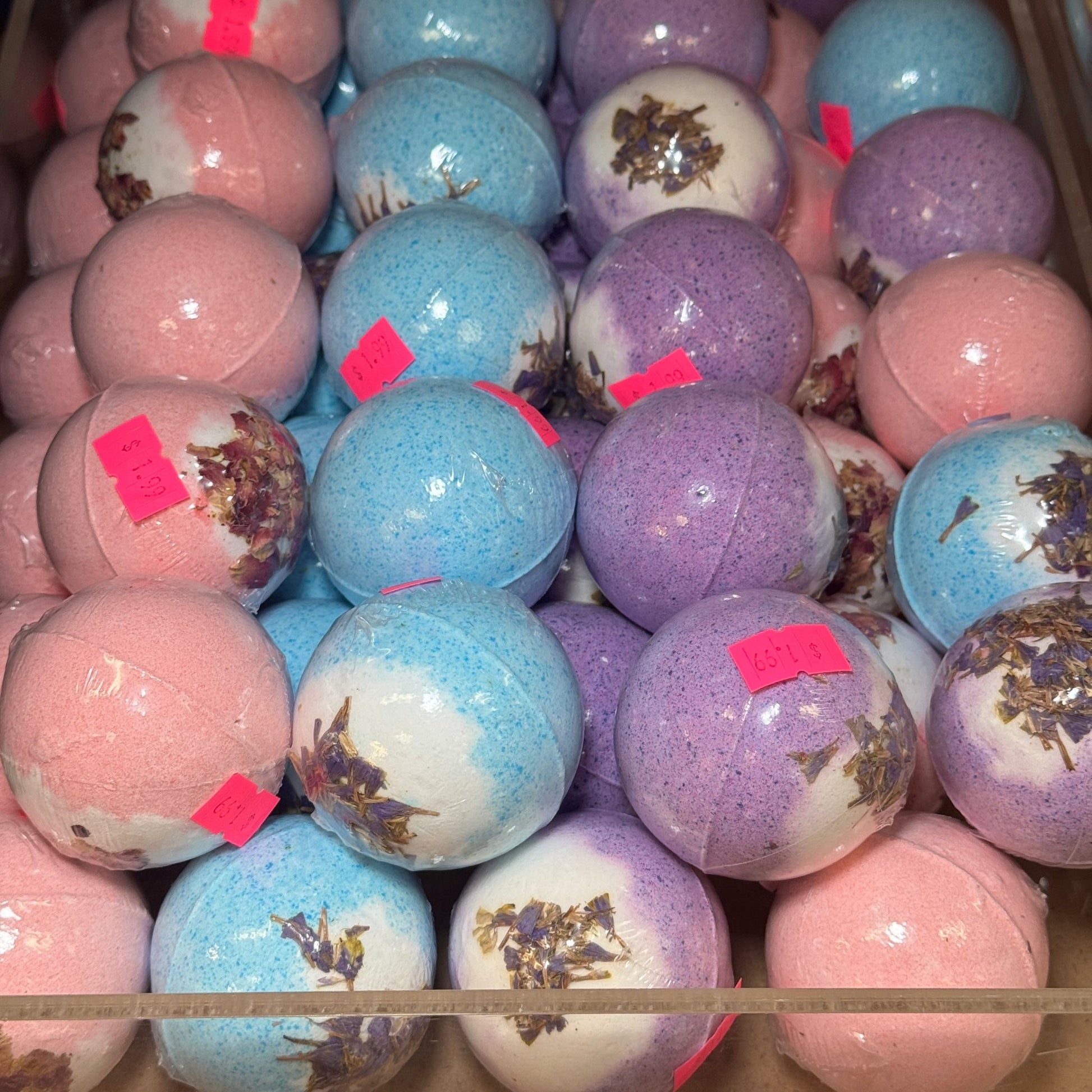 Luxury Floral Bath Bomb – Handmade Aromatherapy Spa Soak - JTessentials