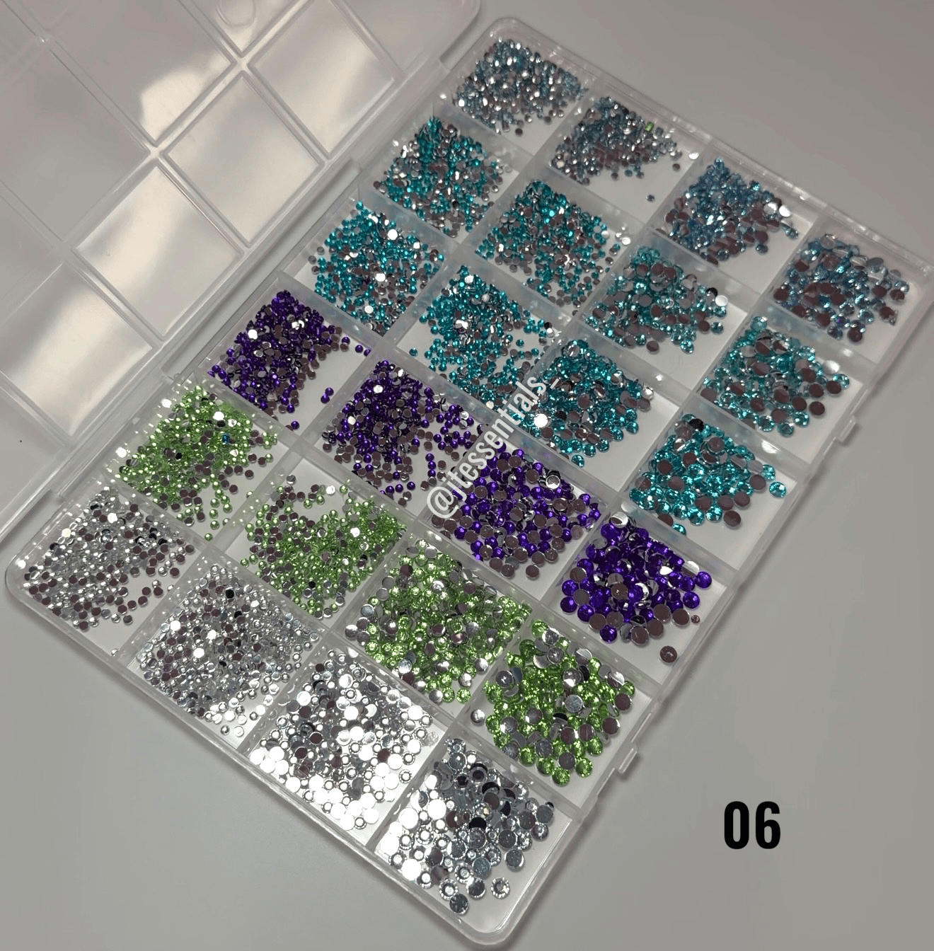 Rhinestone box mix •24 grid - JTessentials