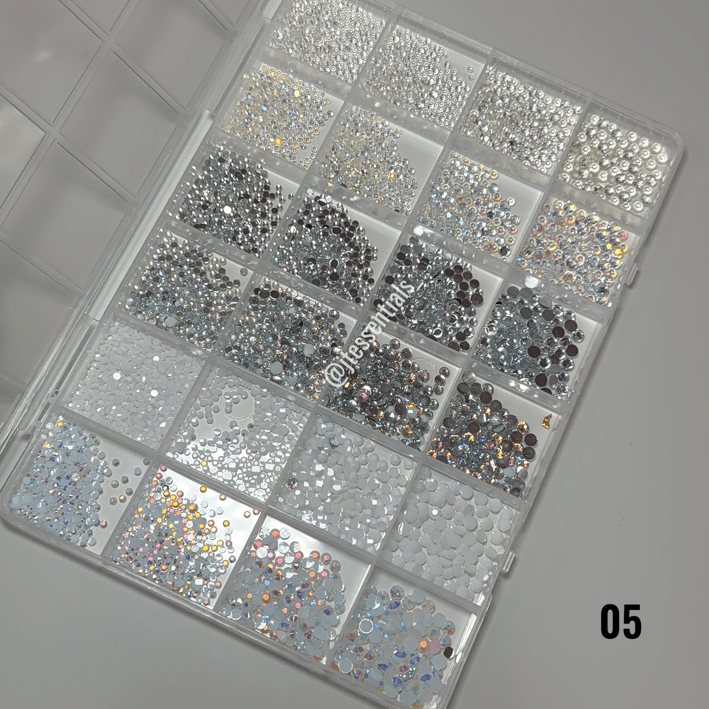 Rhinestone box mix •24 grid - JTessentials
