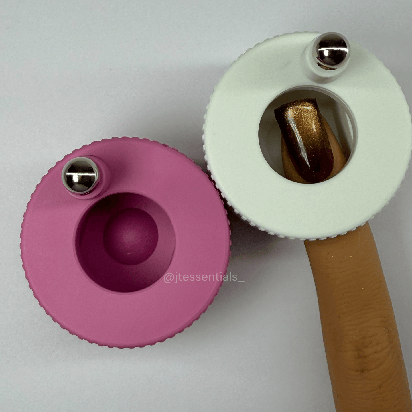 Rotating Cate eye Magnet - JTessentials